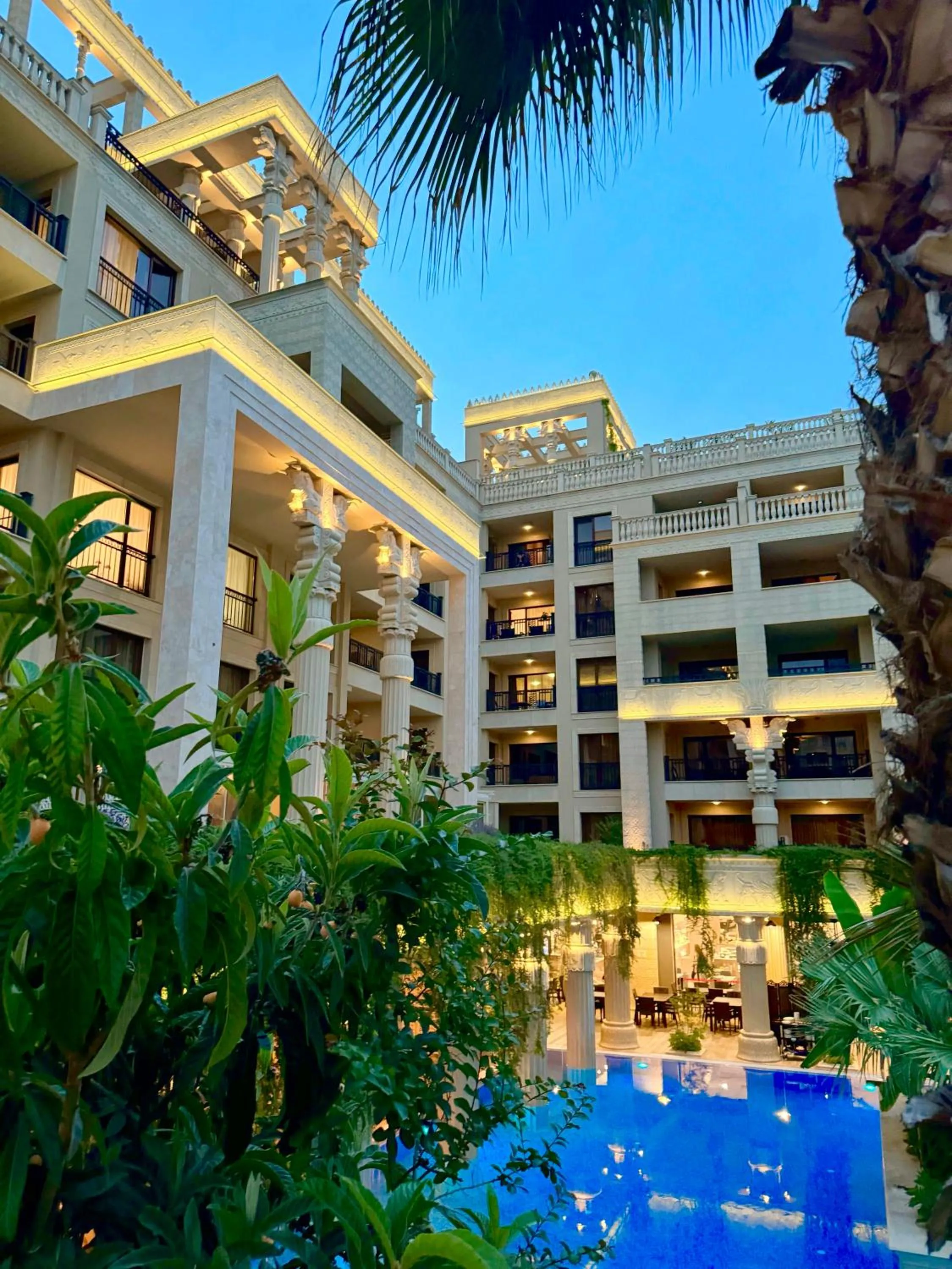 Property building in Argisht Partez Hotel ALL INCLUSIVE & BEACH BAR REBLS