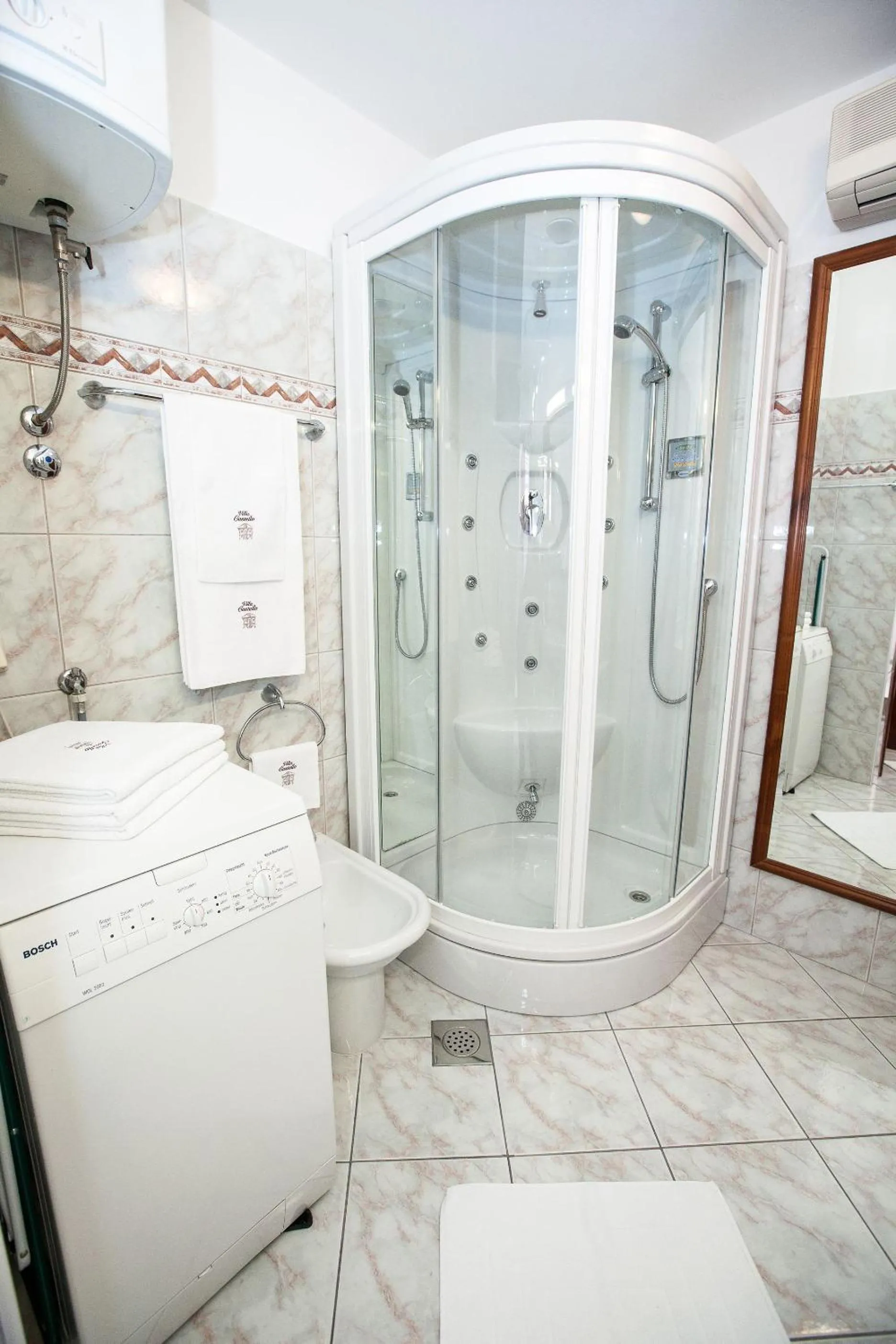 Bathroom in Apartments Villa Castello