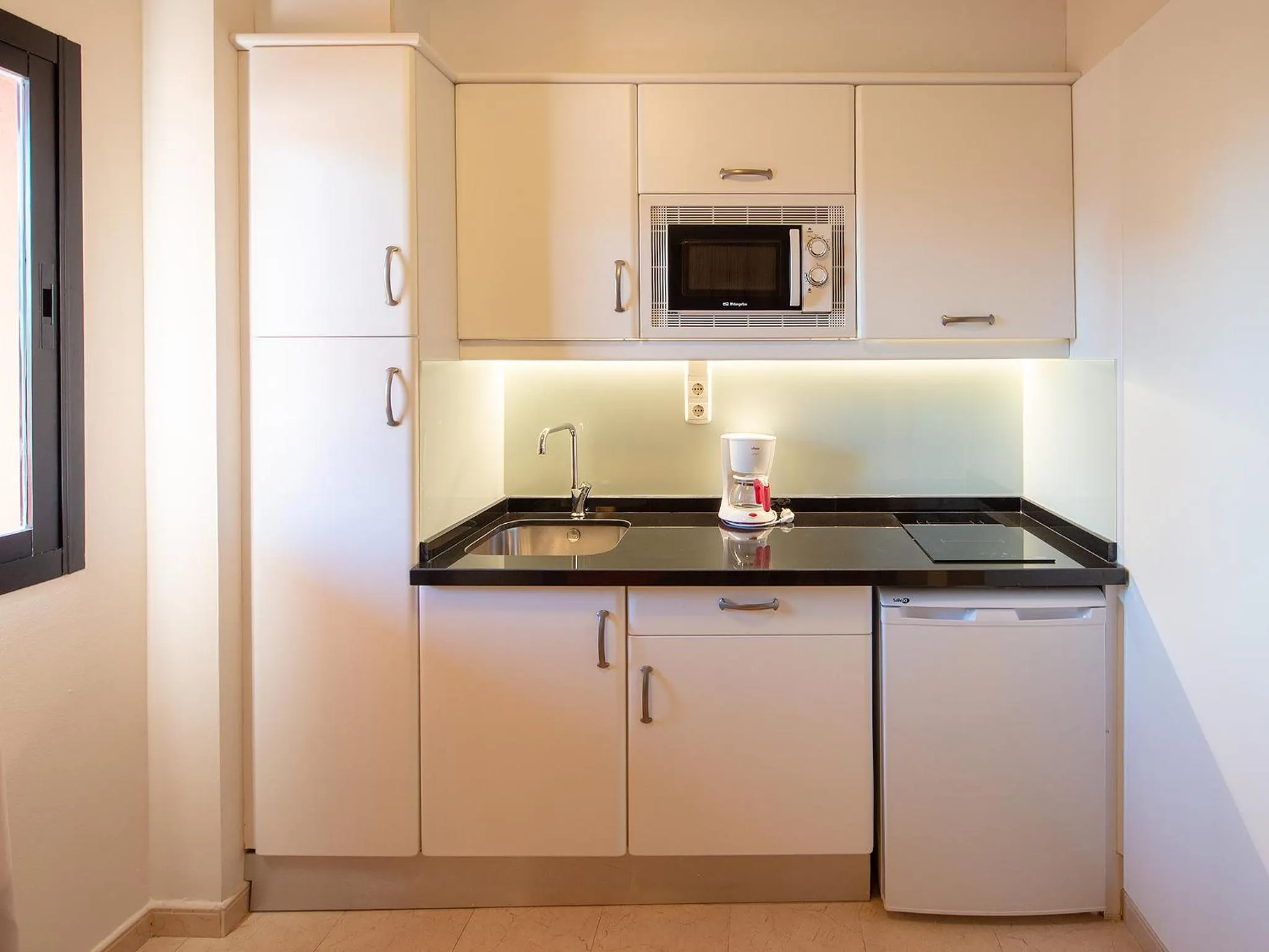 Suite with private terrace (3-4 Adults) in Fuengirola Beach Apartamentos Turísticos