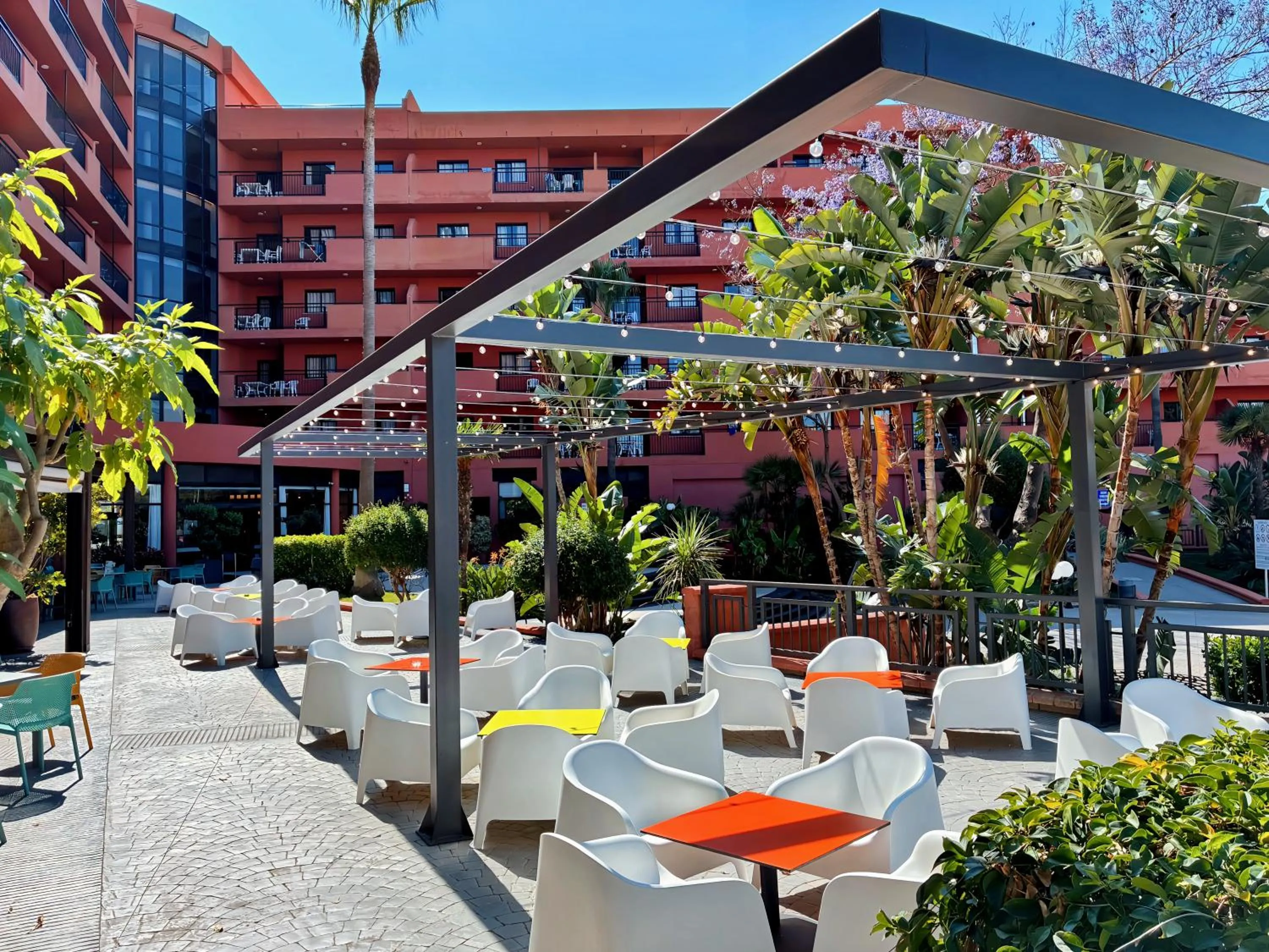 Lounge or bar in Fuengirola Beach Apartamentos Turísticos