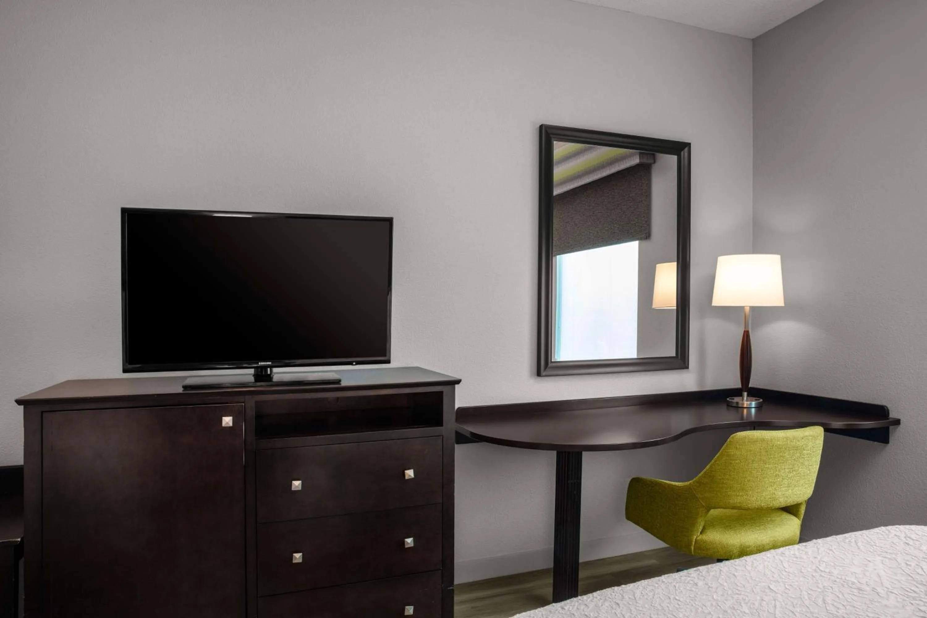Bedroom, Bed in Hampton Inn & Suites Homestead Miami South