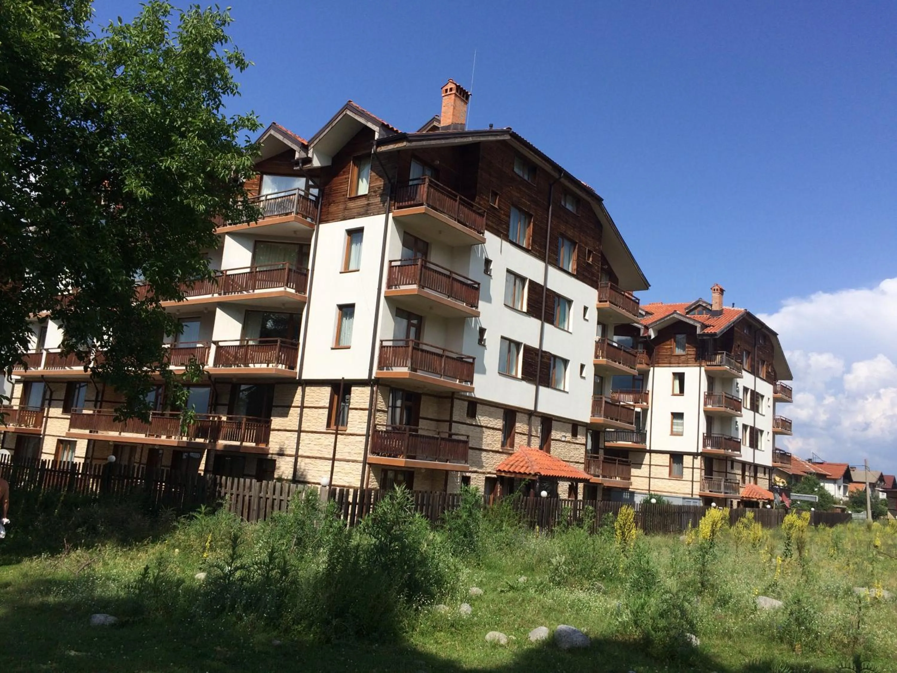 Neighbourhood in Apartments Four Leaf Clover Bansko to rent