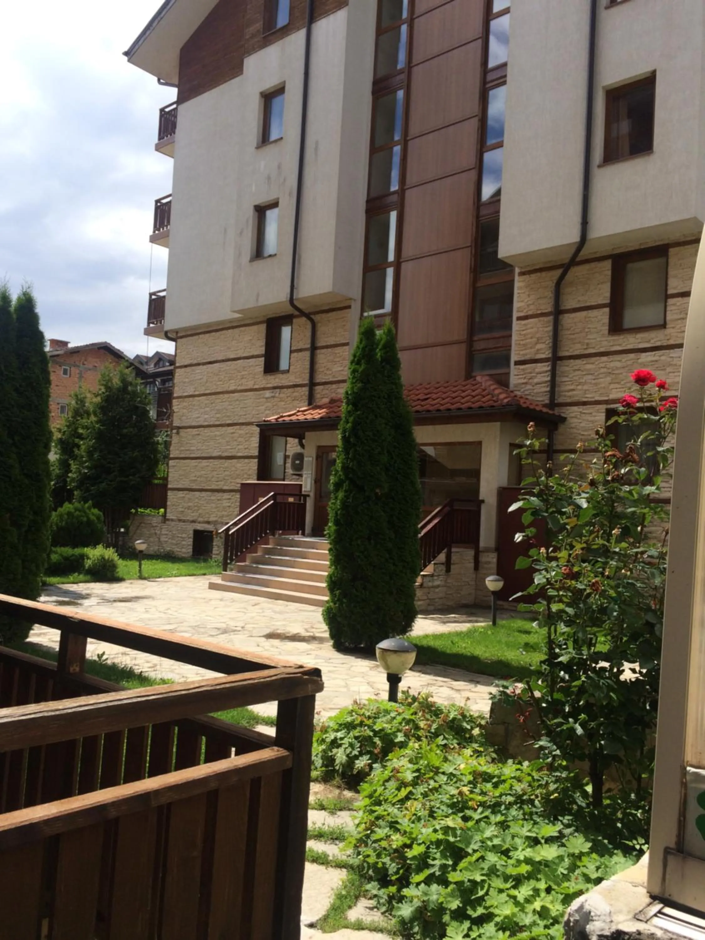Facade/entrance in Apartments Four Leaf Clover Bansko to rent