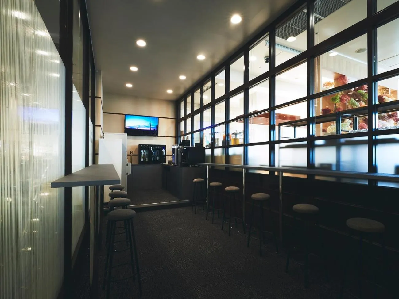 Lounge or bar in Lotte City Hotel Kinshicho