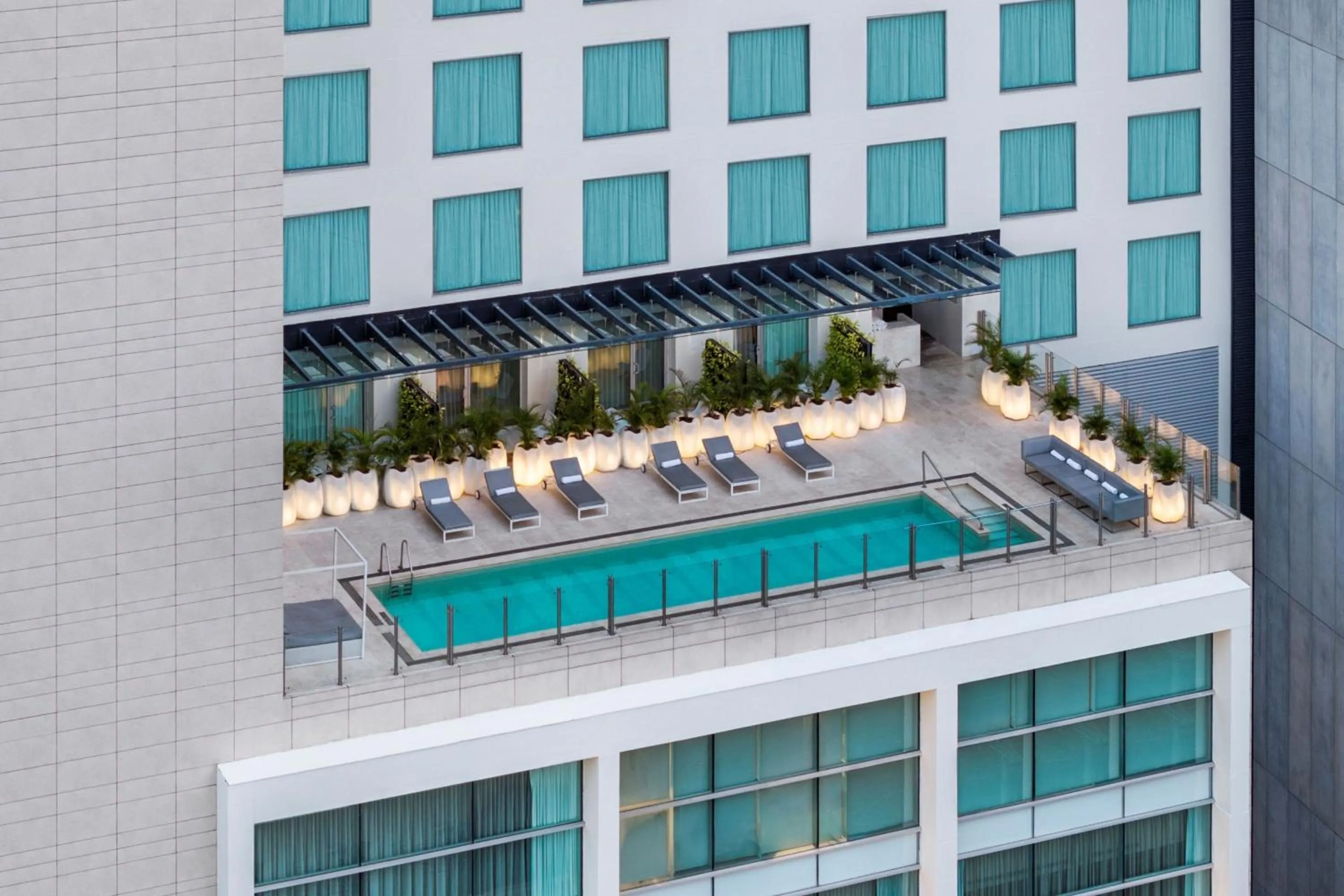 Swimming pool in Medellin Marriott Hotel