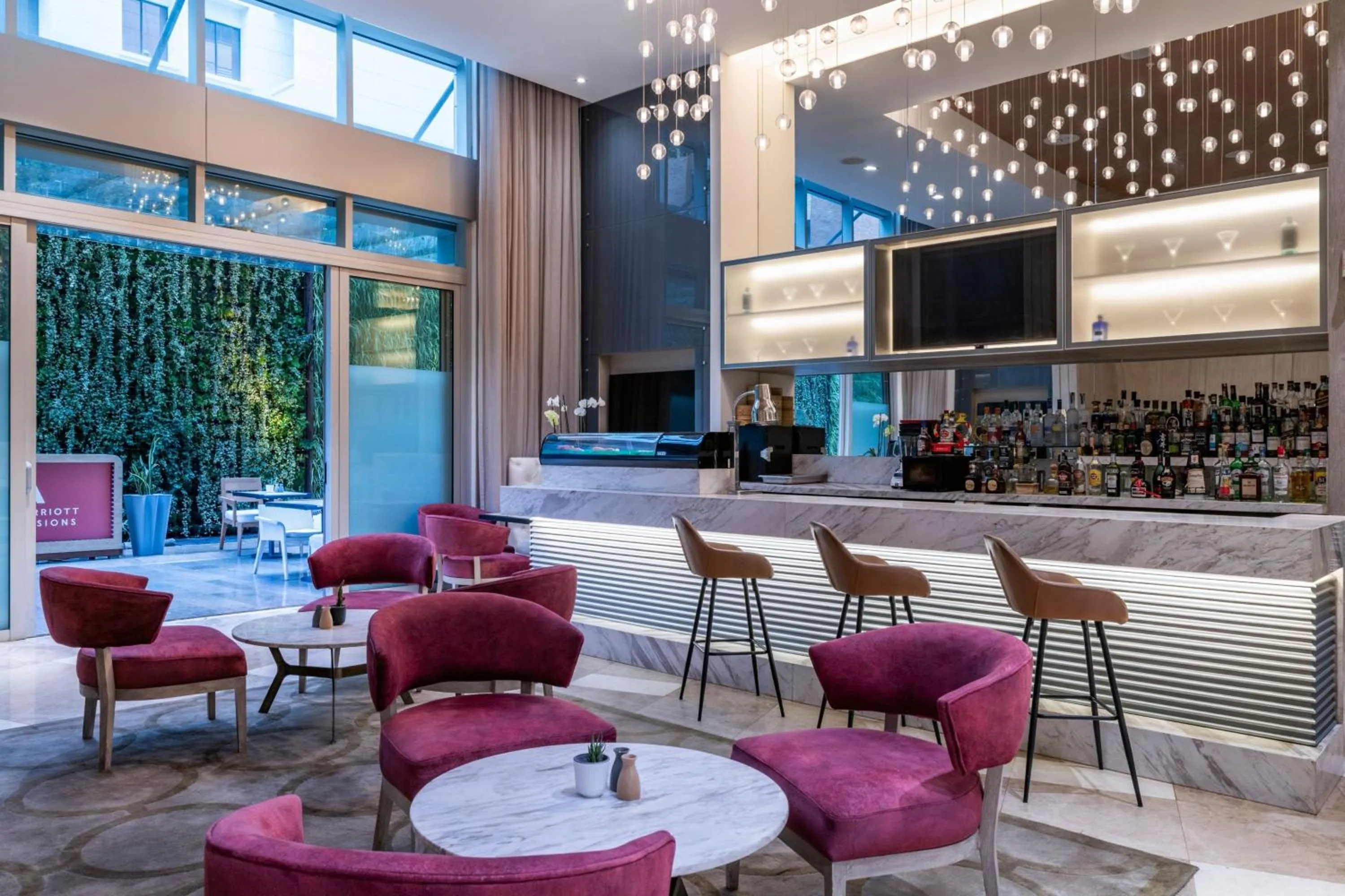 Restaurant/places to eat in Medellin Marriott Hotel