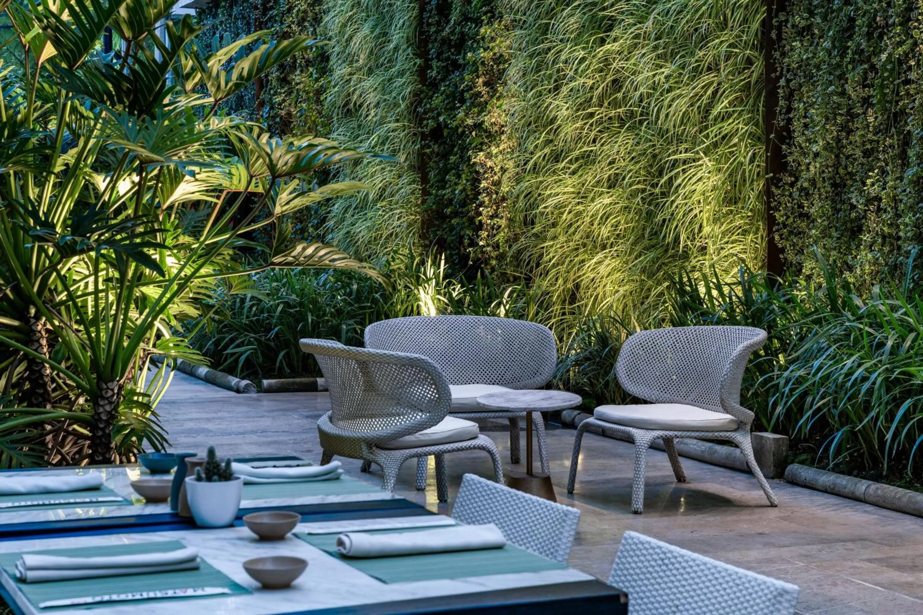 Restaurant/places to eat in Medellin Marriott Hotel