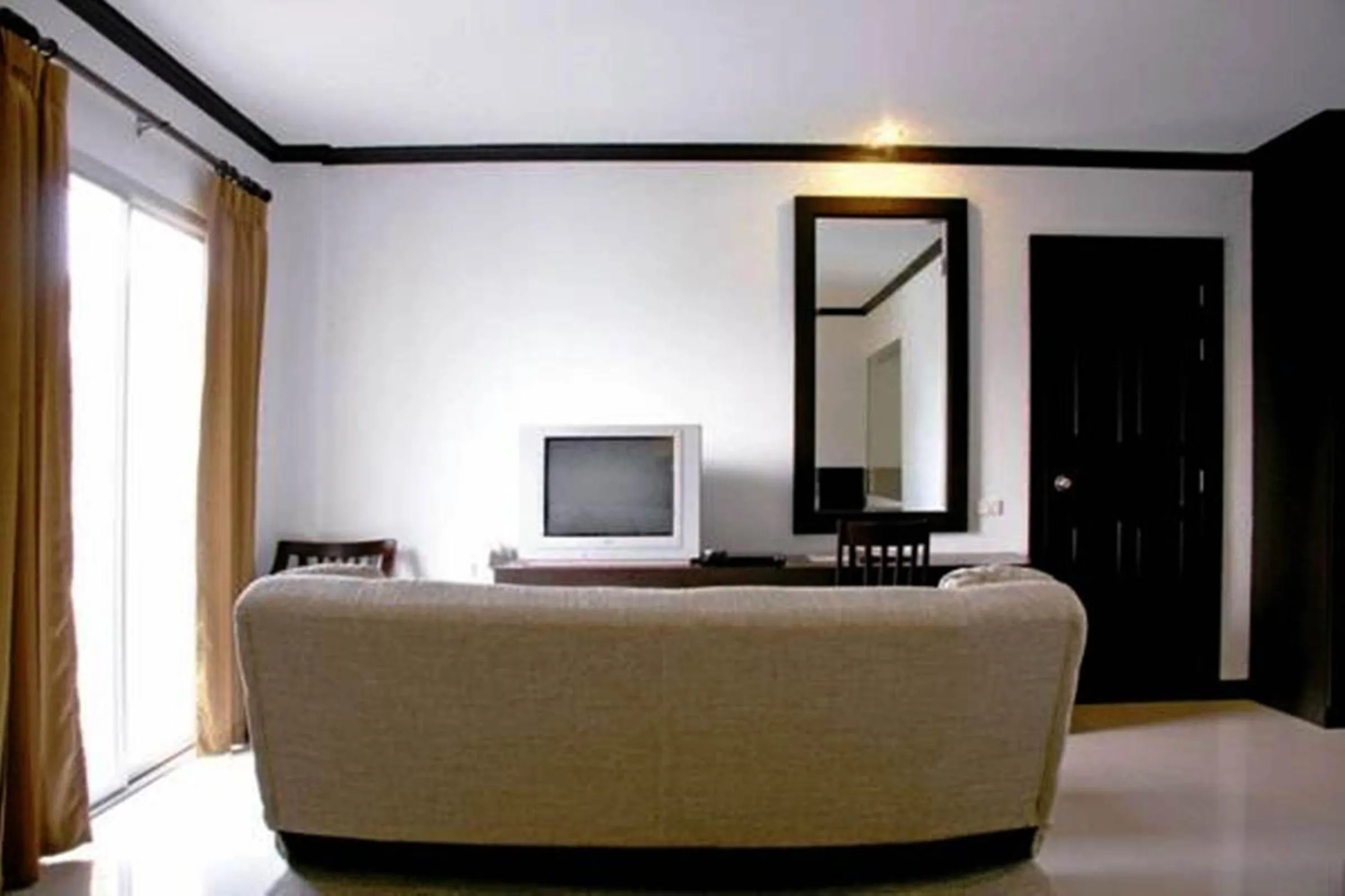 TV and multimedia in Tanawit Hotel & Spa