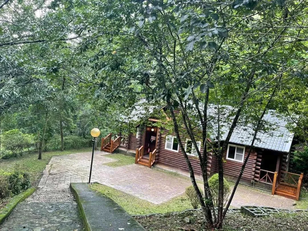 Sun Moon Lake Youth Hostel
