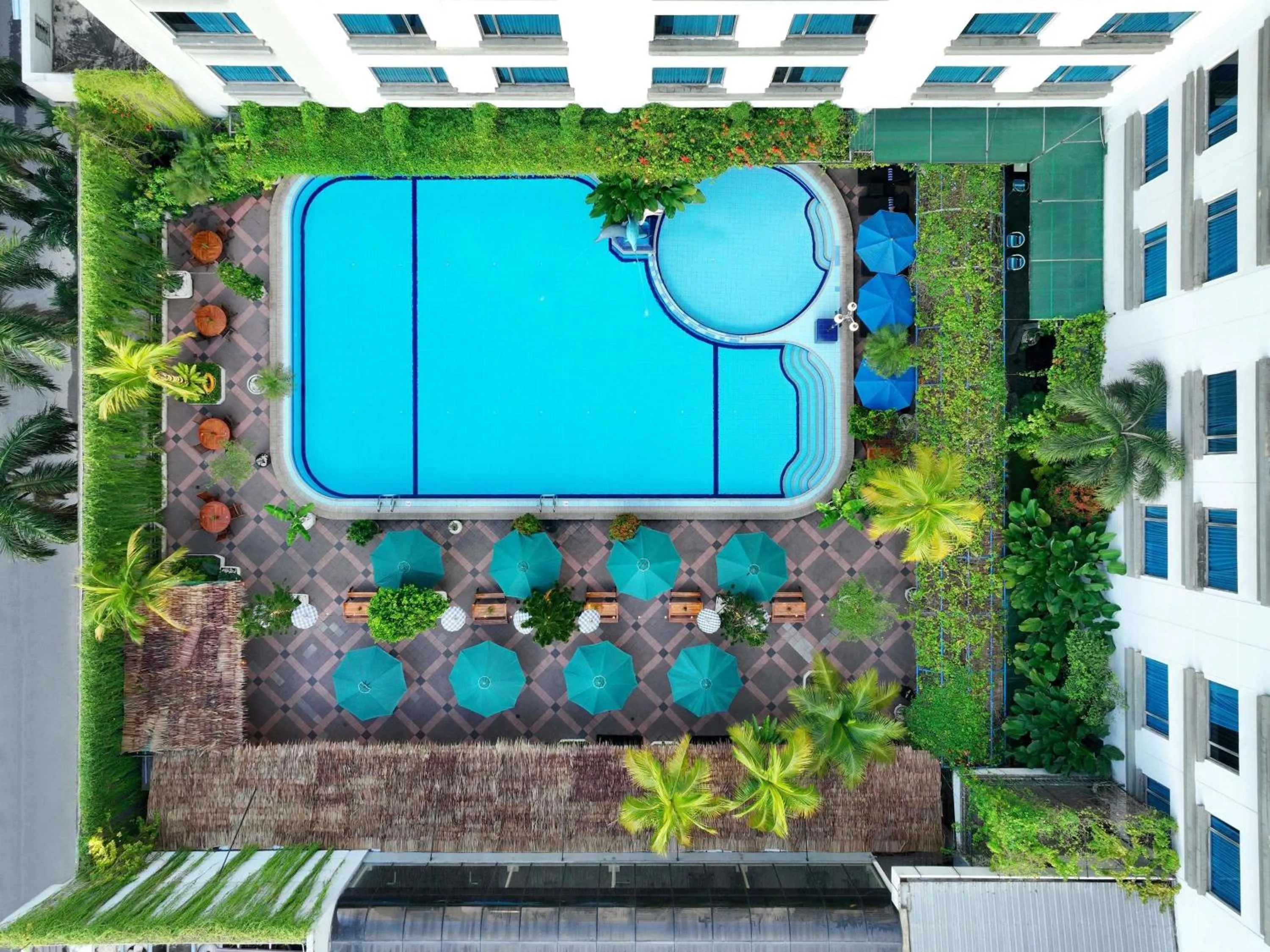 Property building in Grand Mercure Medan Angkasa