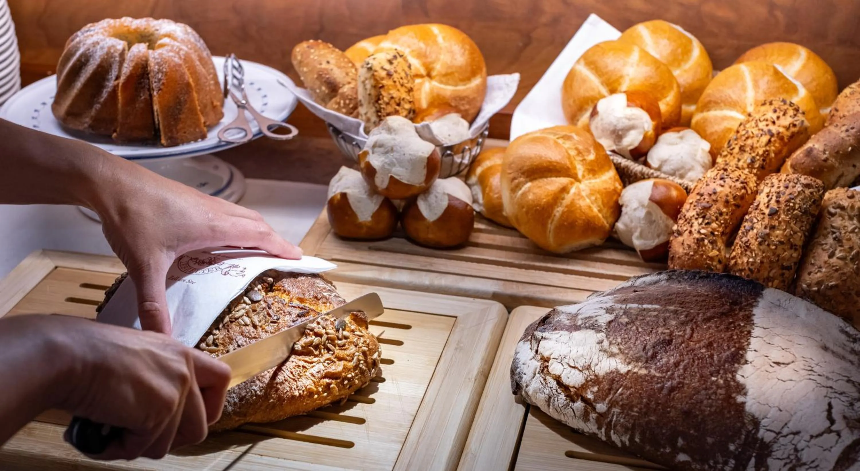 Breakfast in Hotel Lebzelter