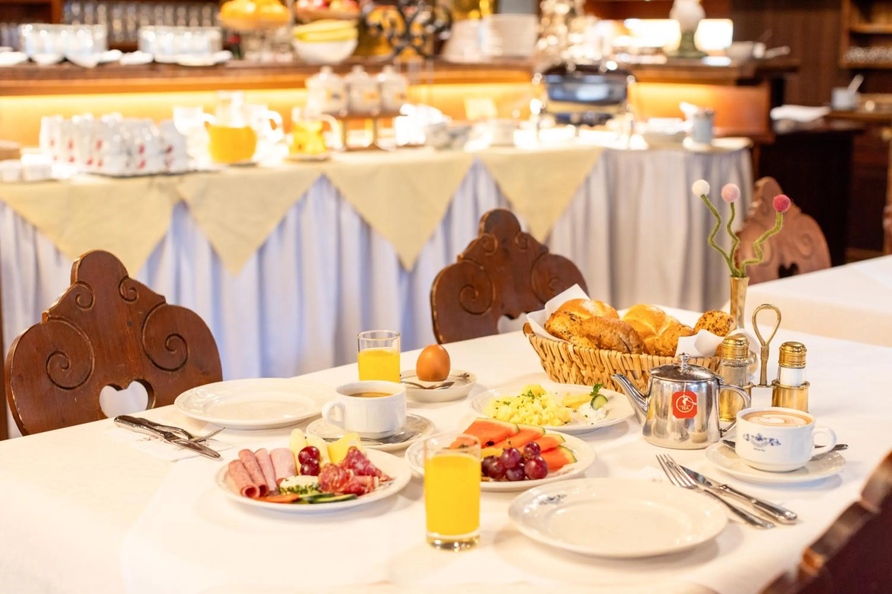 Breakfast in Hotel Lebzelter