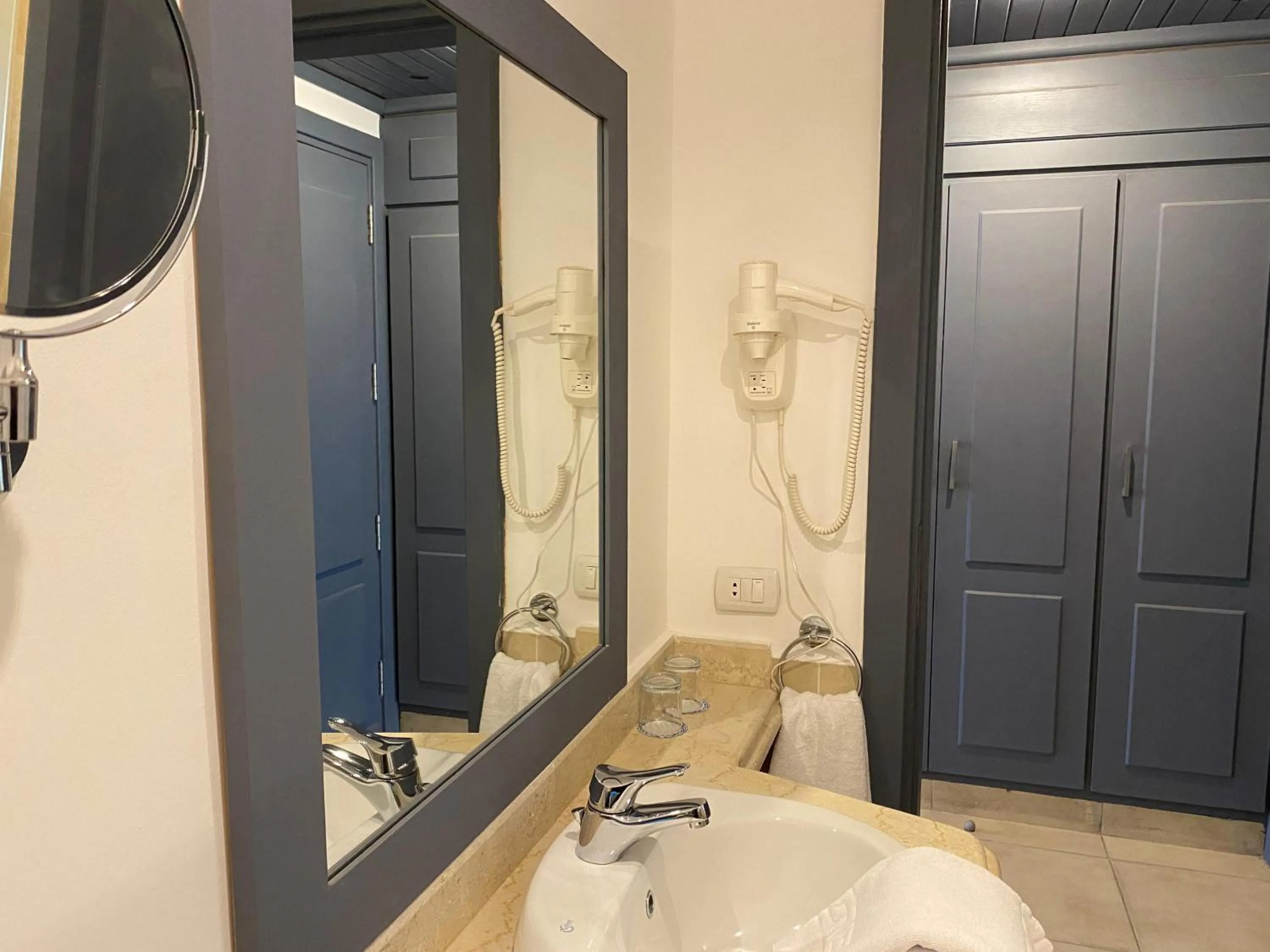 Shower in Sharm Reef Hotel