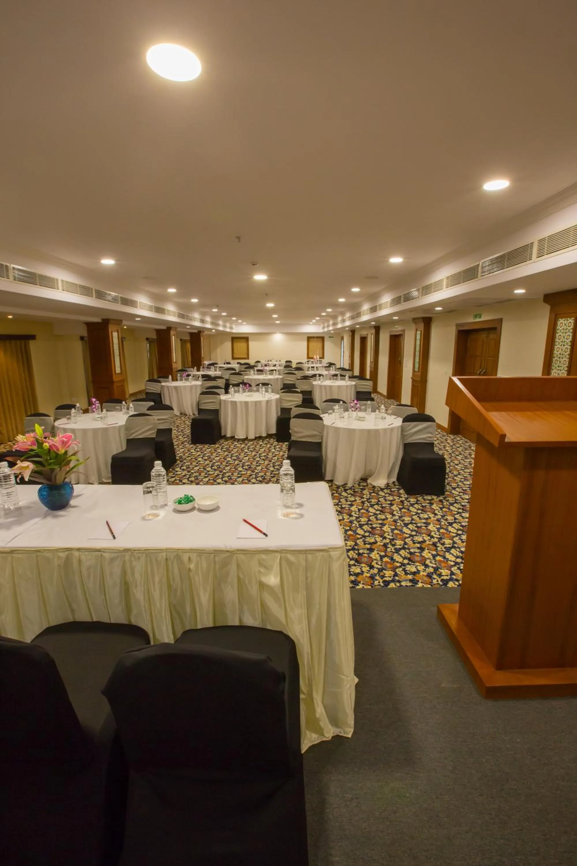 Banquet/Function facilities in Viva Hotel Near Madgaon Railway Station