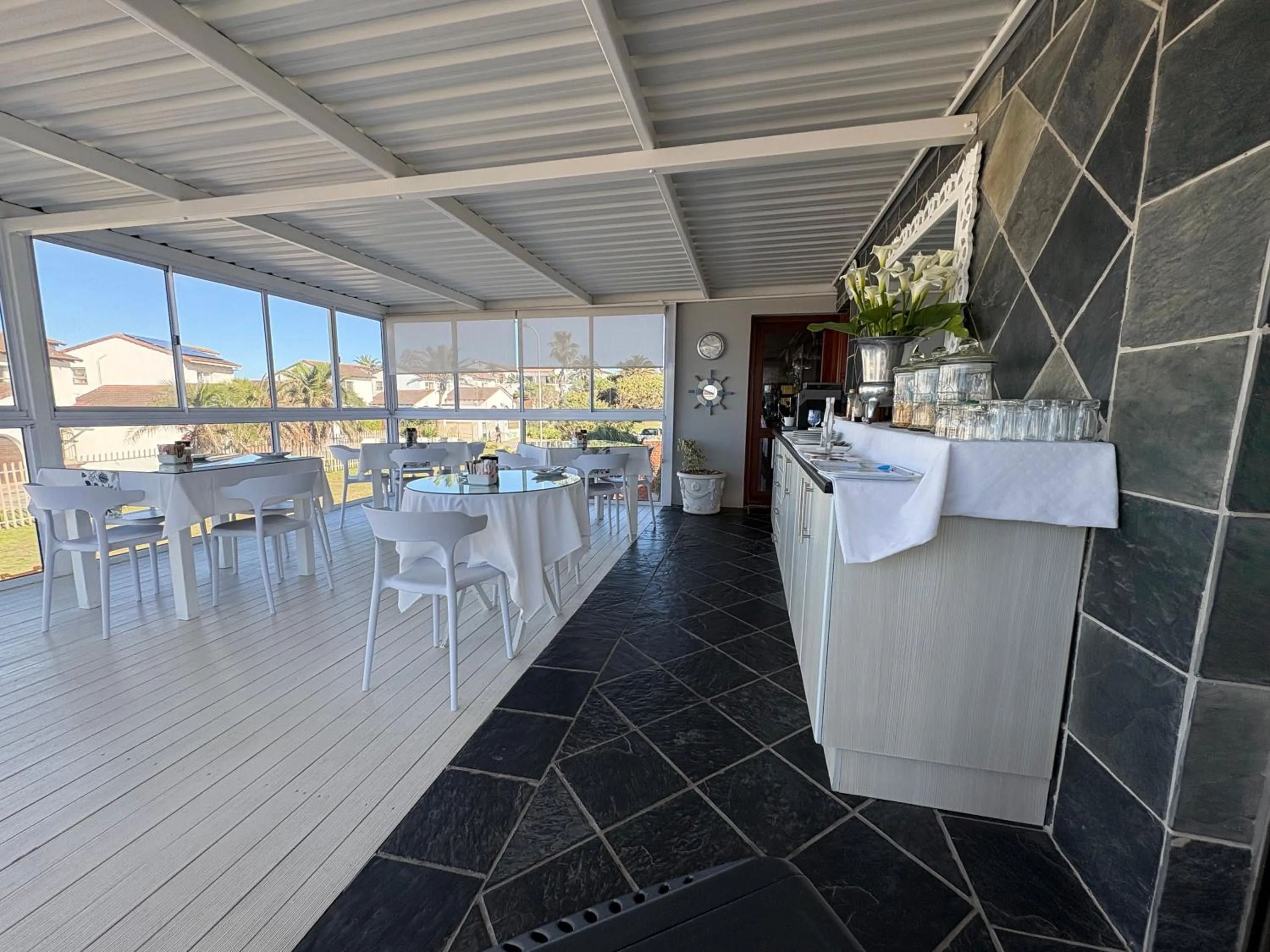 Breakfast in Le Blue Guesthouse