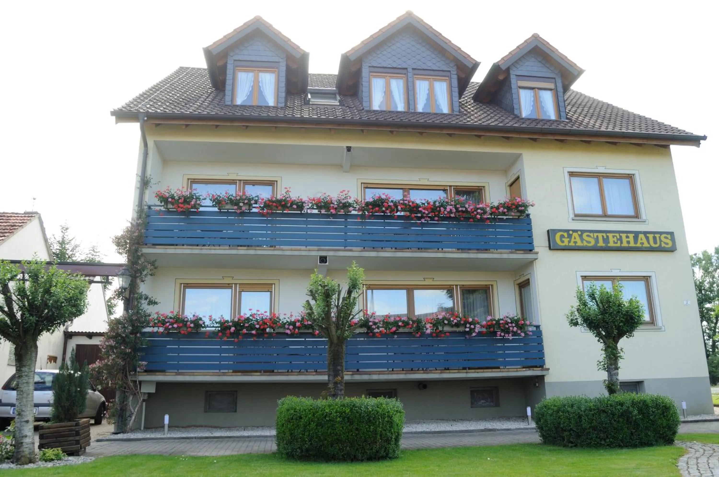 Property building in Hotel Schwarzes Ross