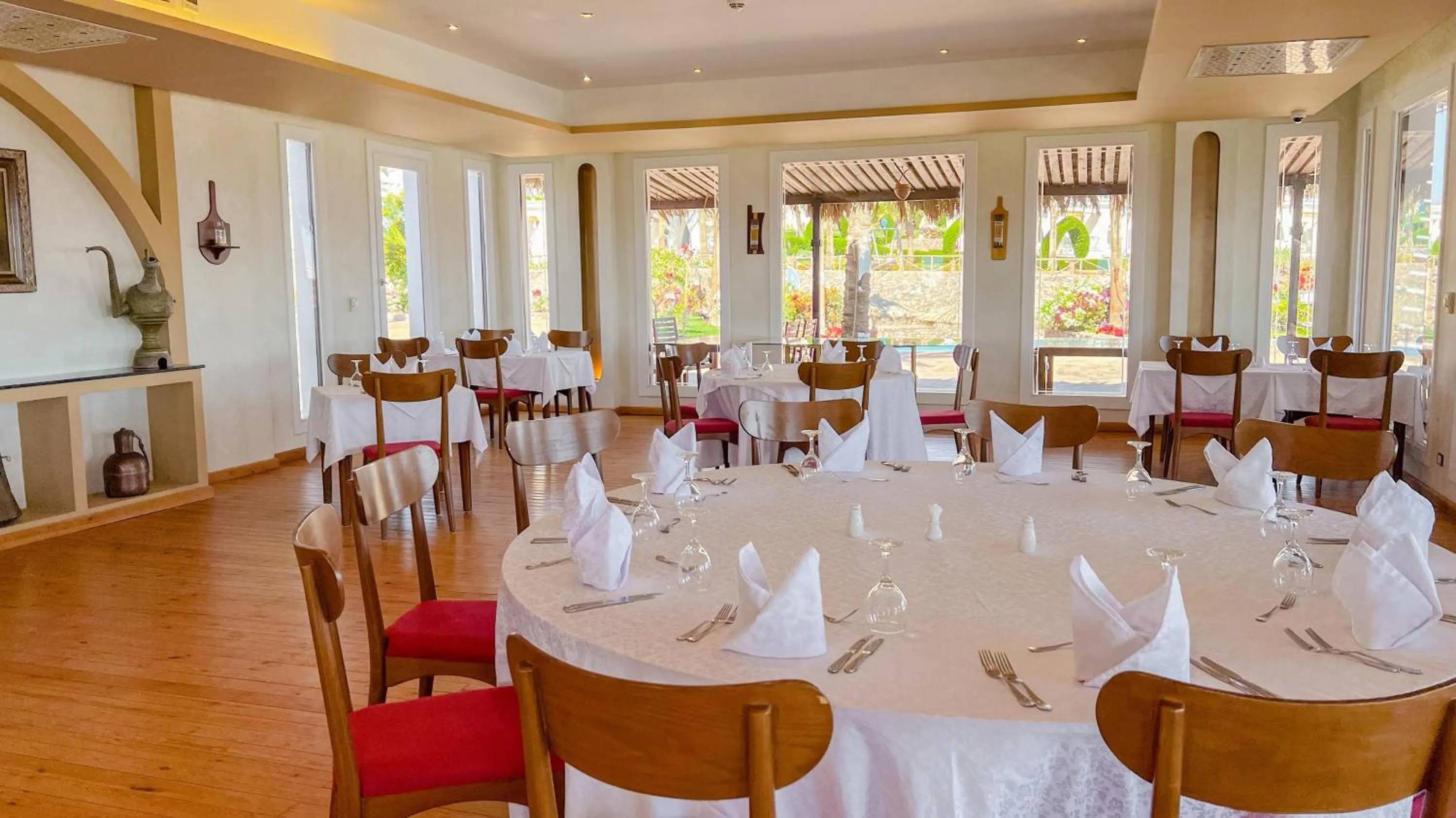 Restaurant/places to eat in Club Reef Resort & Spa