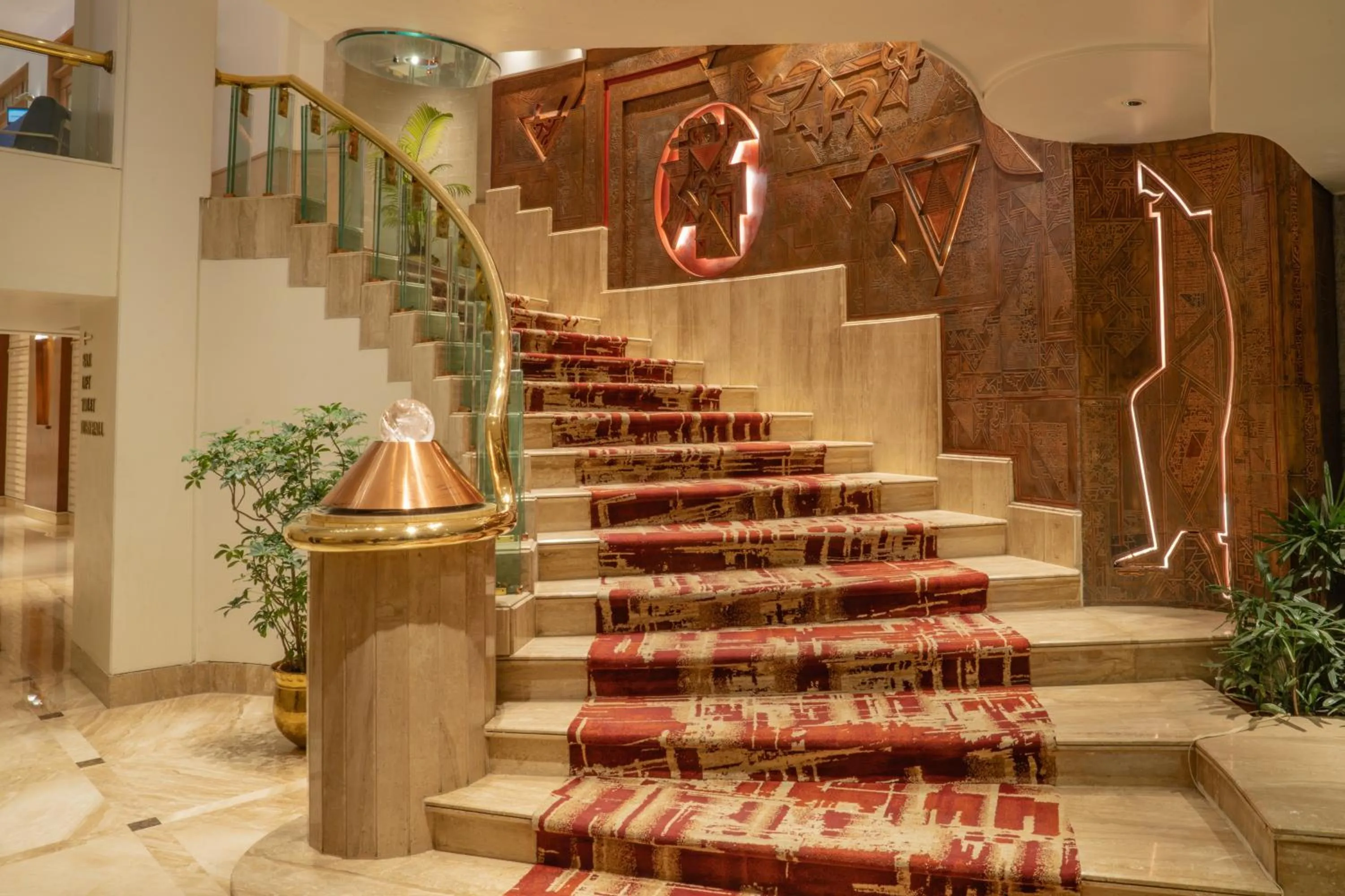 Hotel Kohinoor Continental, Airport - Newly Renovated