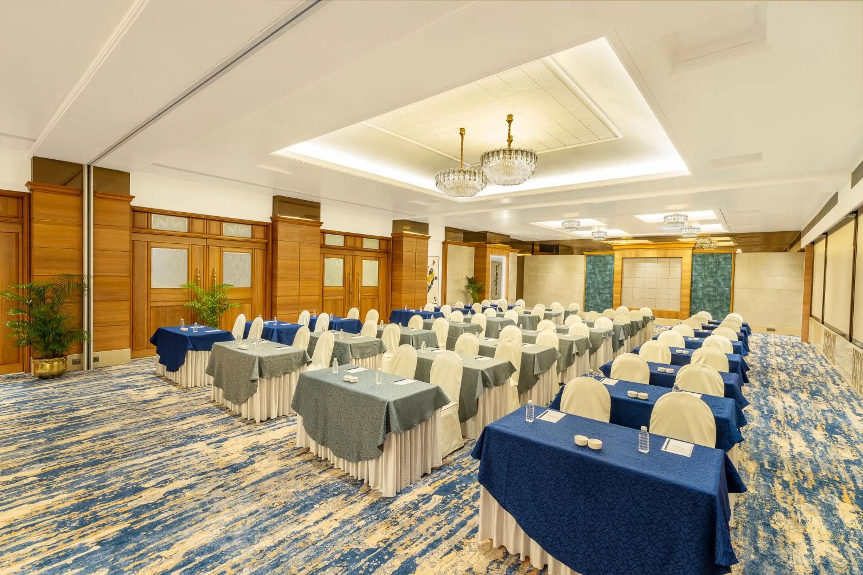 Hotel Kohinoor Continental, Airport - Newly Renovated