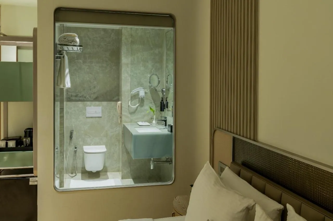 Hotel Kohinoor Continental, Airport - Newly Renovated