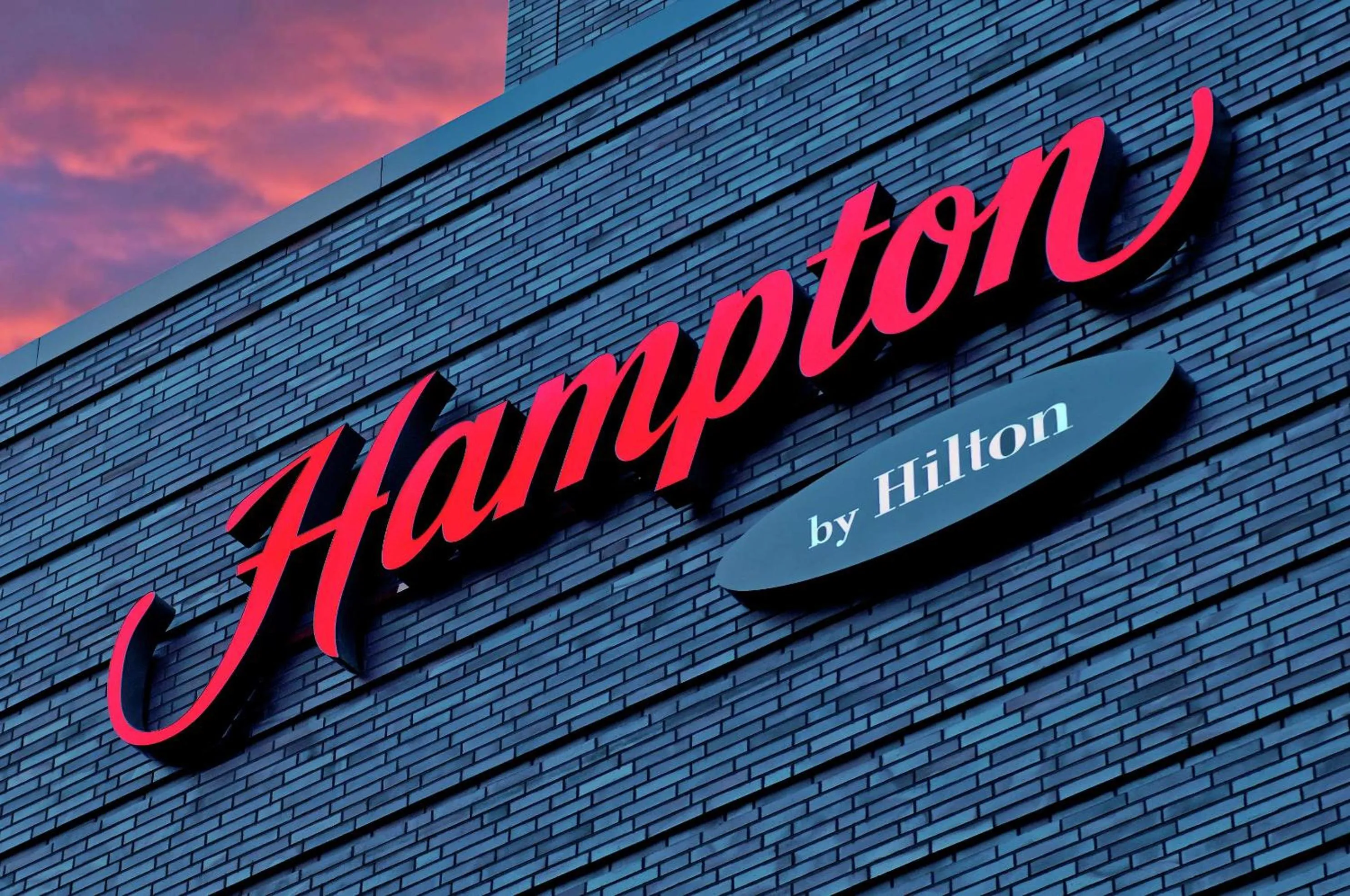 Property building in Hampton by Hilton Berlin City West