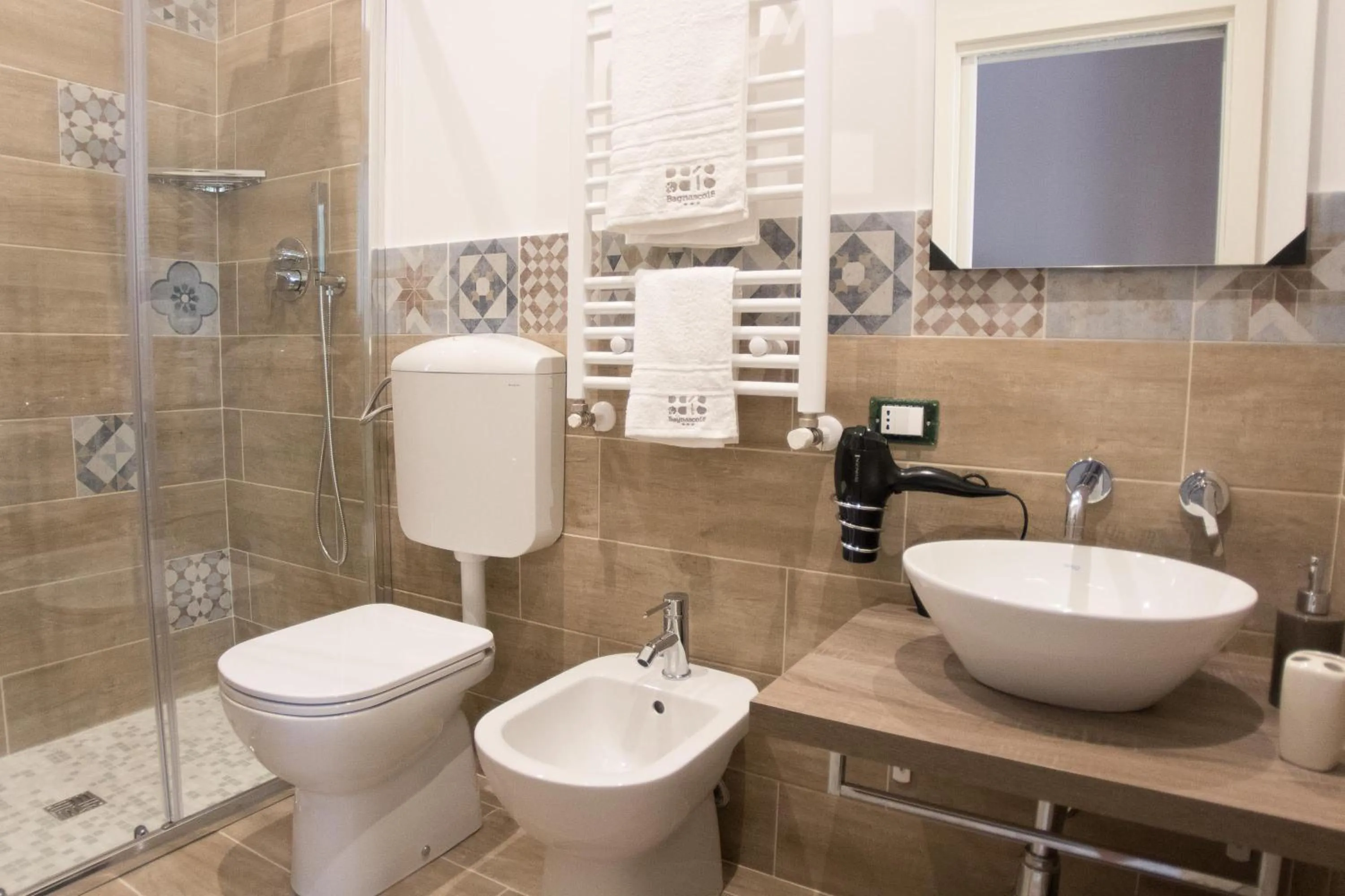 Shower in Bagnasco 18 suite&terrace