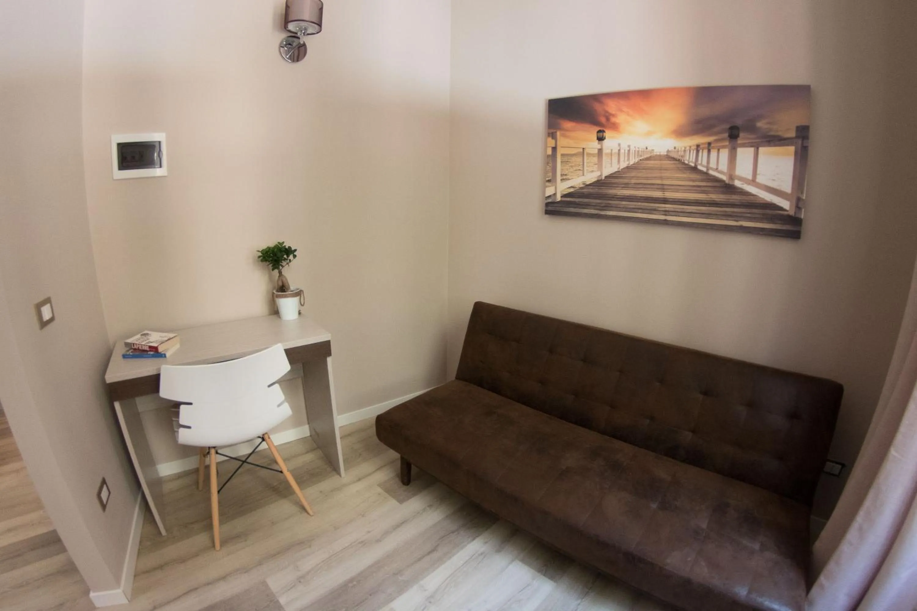 Decorative detail in Bagnasco 18 suite&terrace