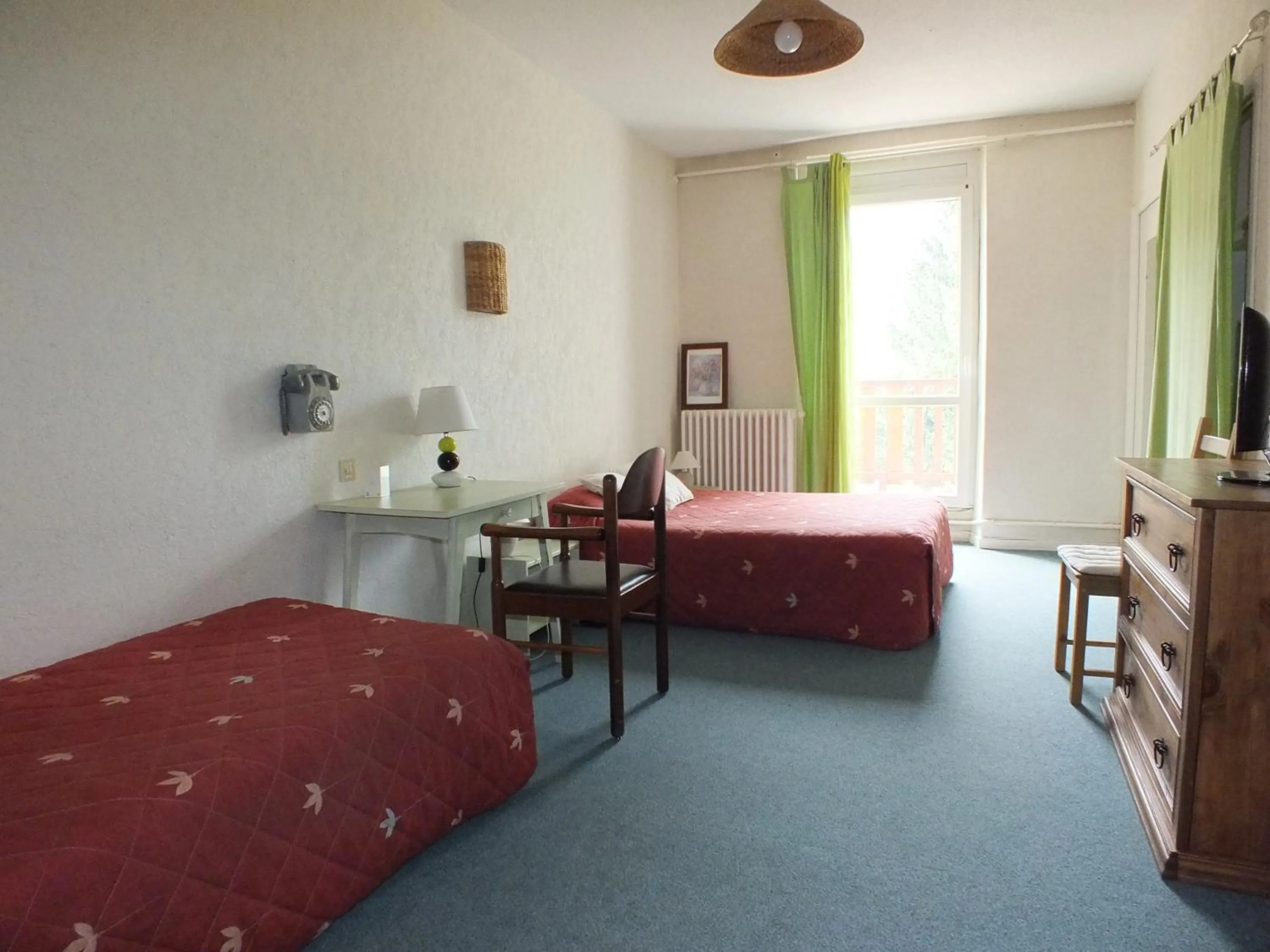 Bed in Hotel La Prairie