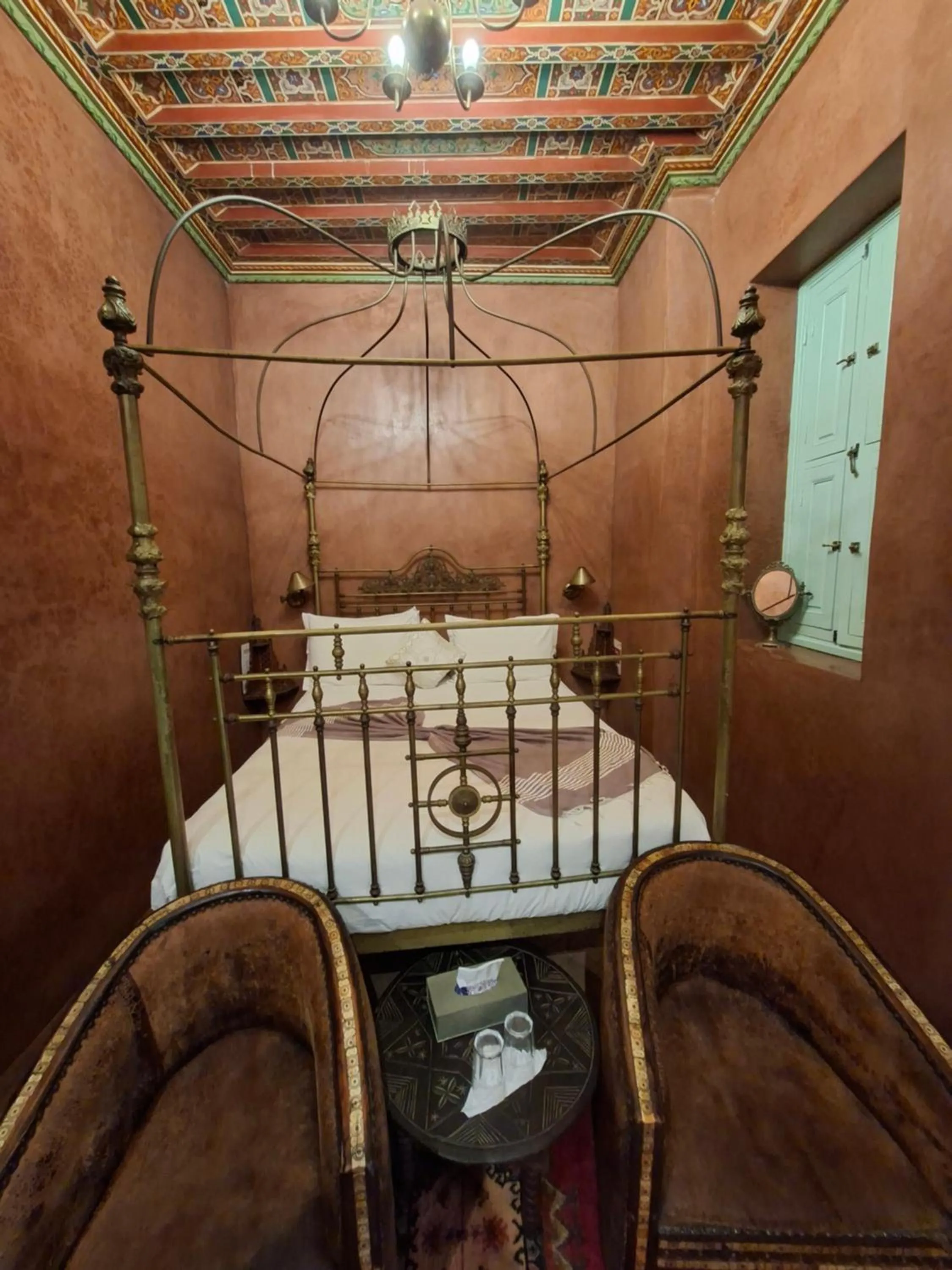 Photo of the whole room, Bed in Riad Moullaoud