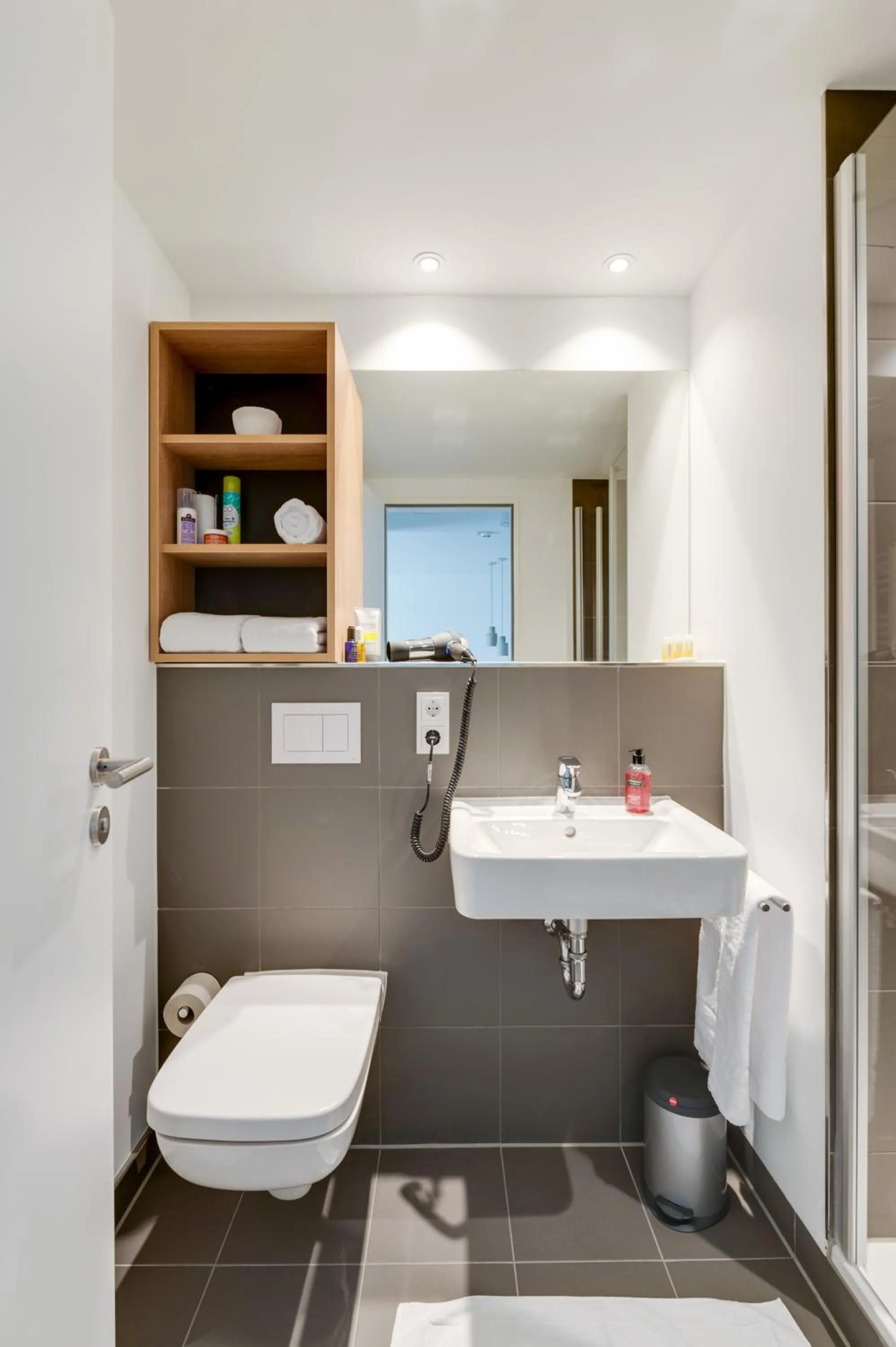 Shower in smartments Berlin Karlshorst