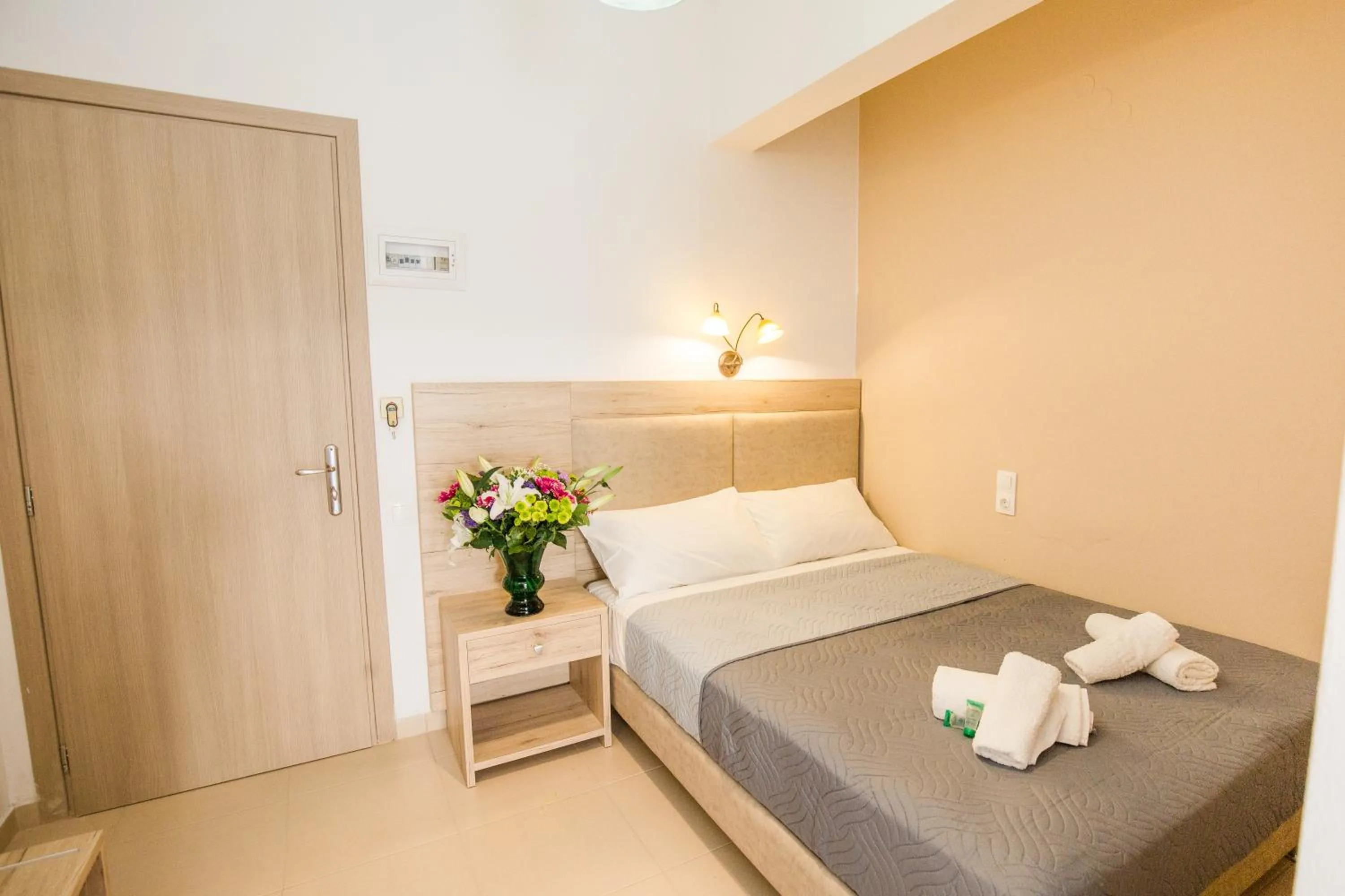 Bedroom, Bed in Mastorakis Hotel and Studios