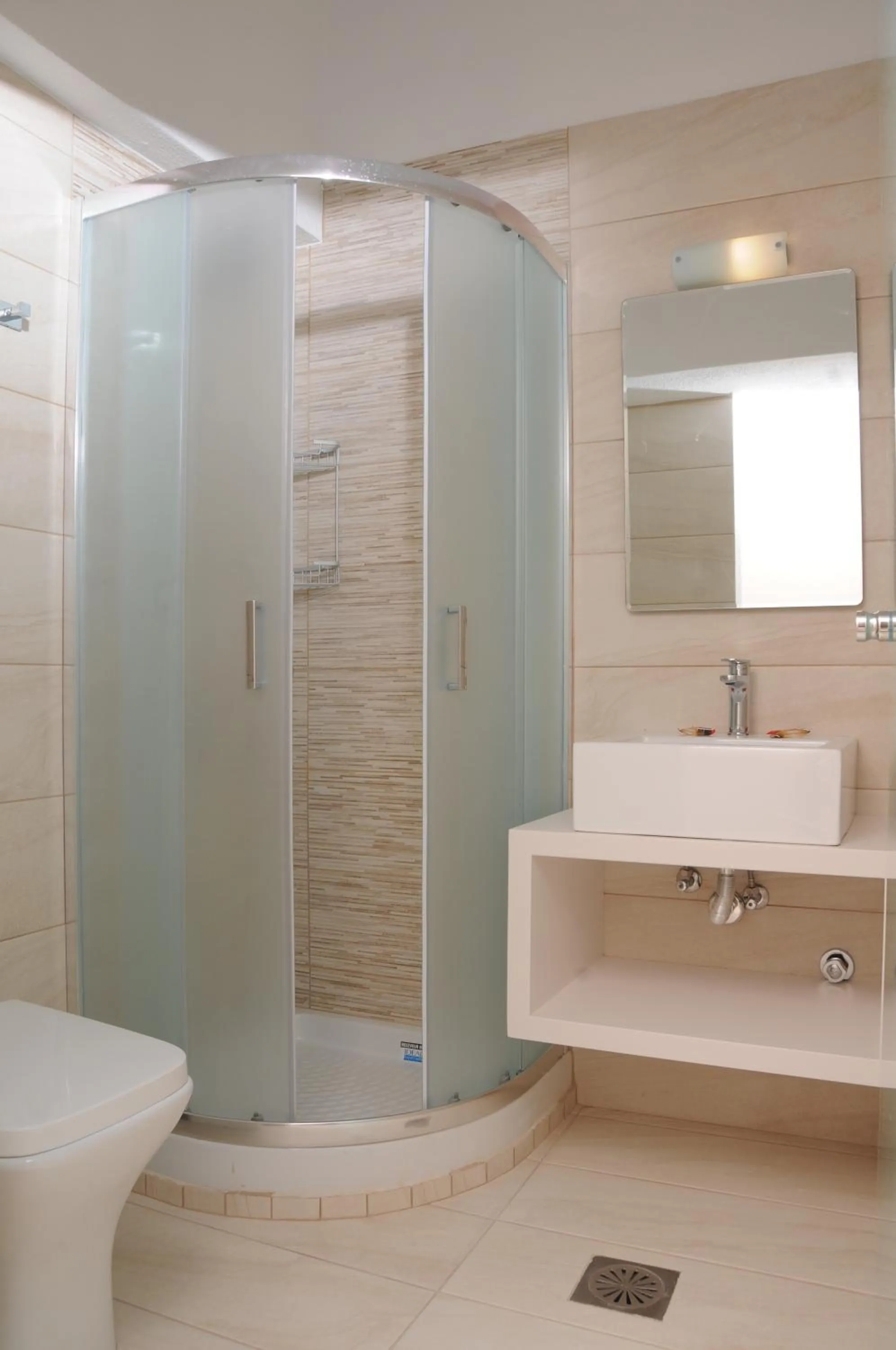 Bathroom in Mastorakis Hotel and Studios