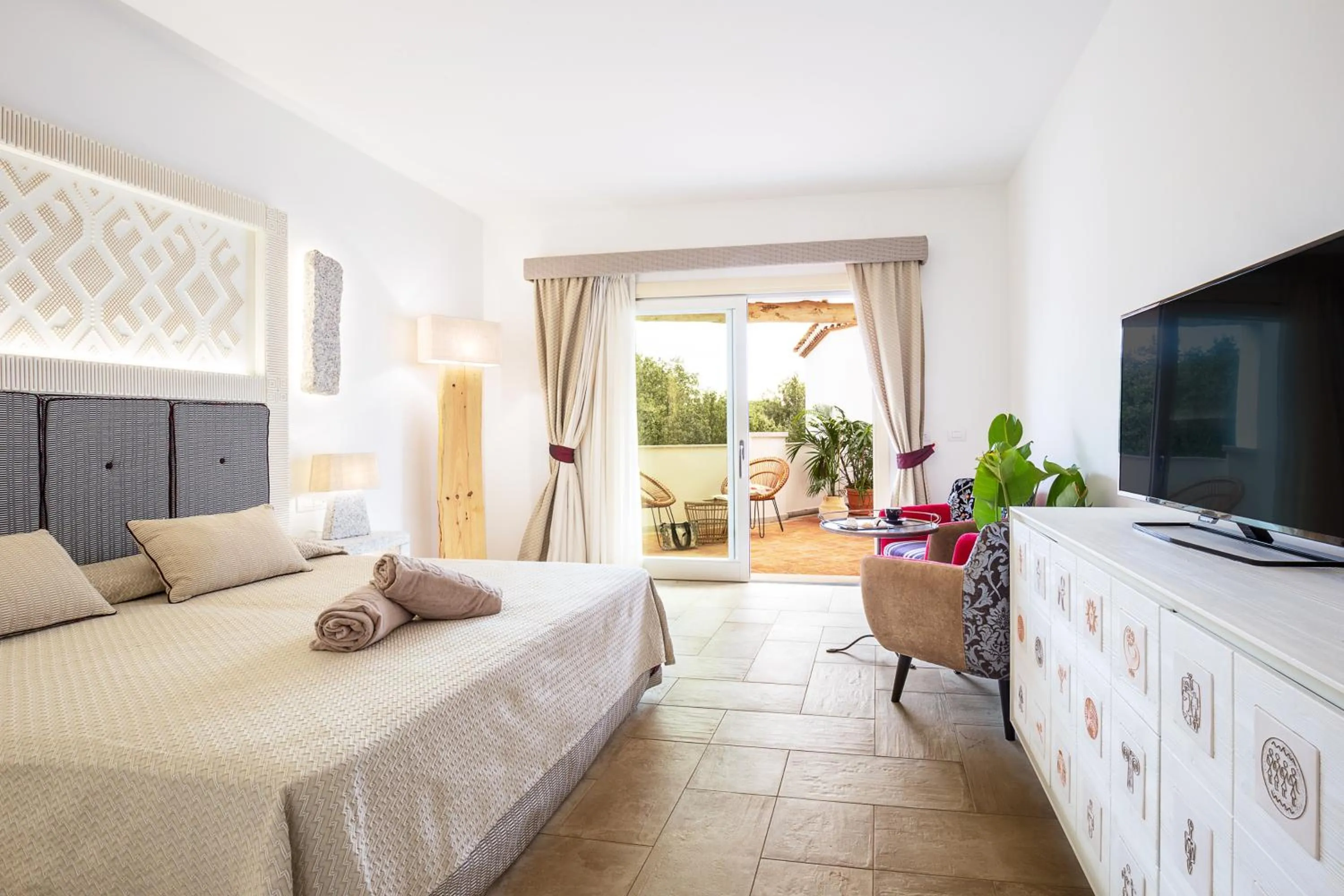 Photo of the whole room, Bed in Corte Bianca - Adults Only & SPA - Bovis Hotels