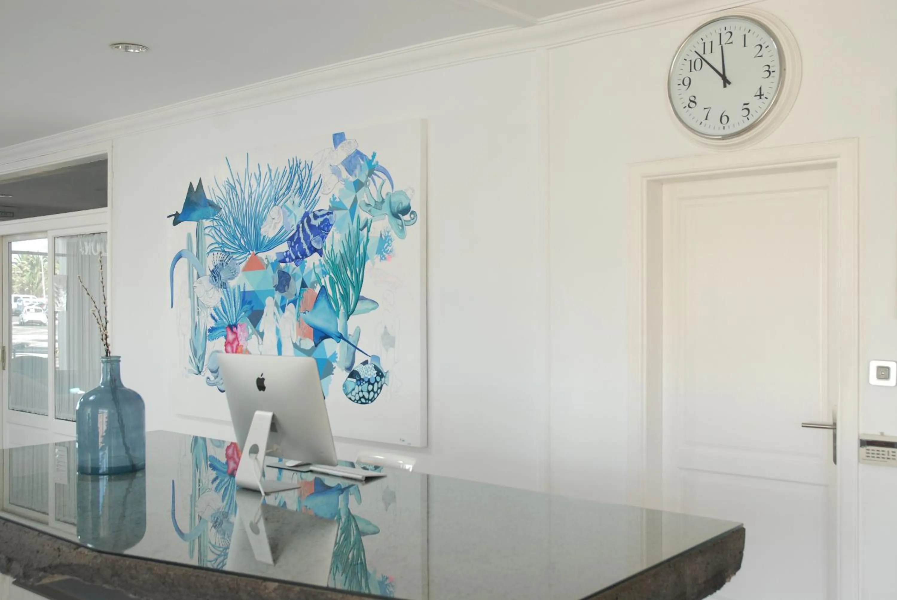 Lobby or reception in Neptuno Suites - Adults Only