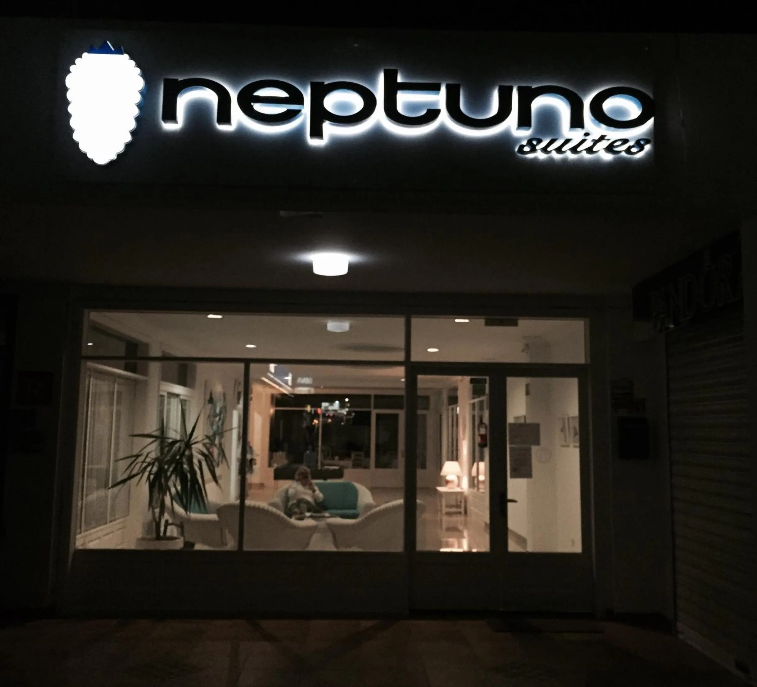Facade/entrance in Neptuno Suites - Adults Only