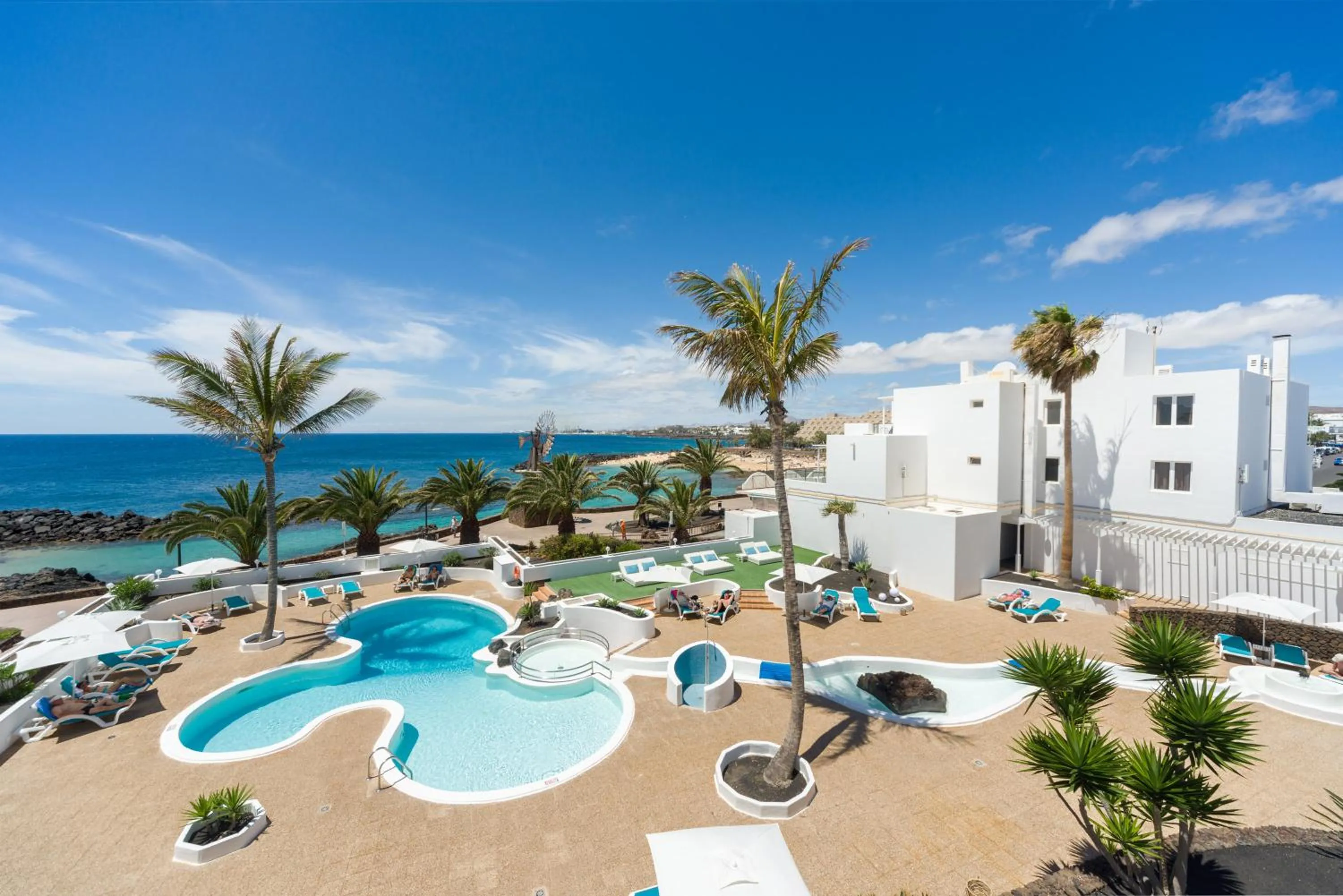 Beach in Neptuno Suites - Adults Only