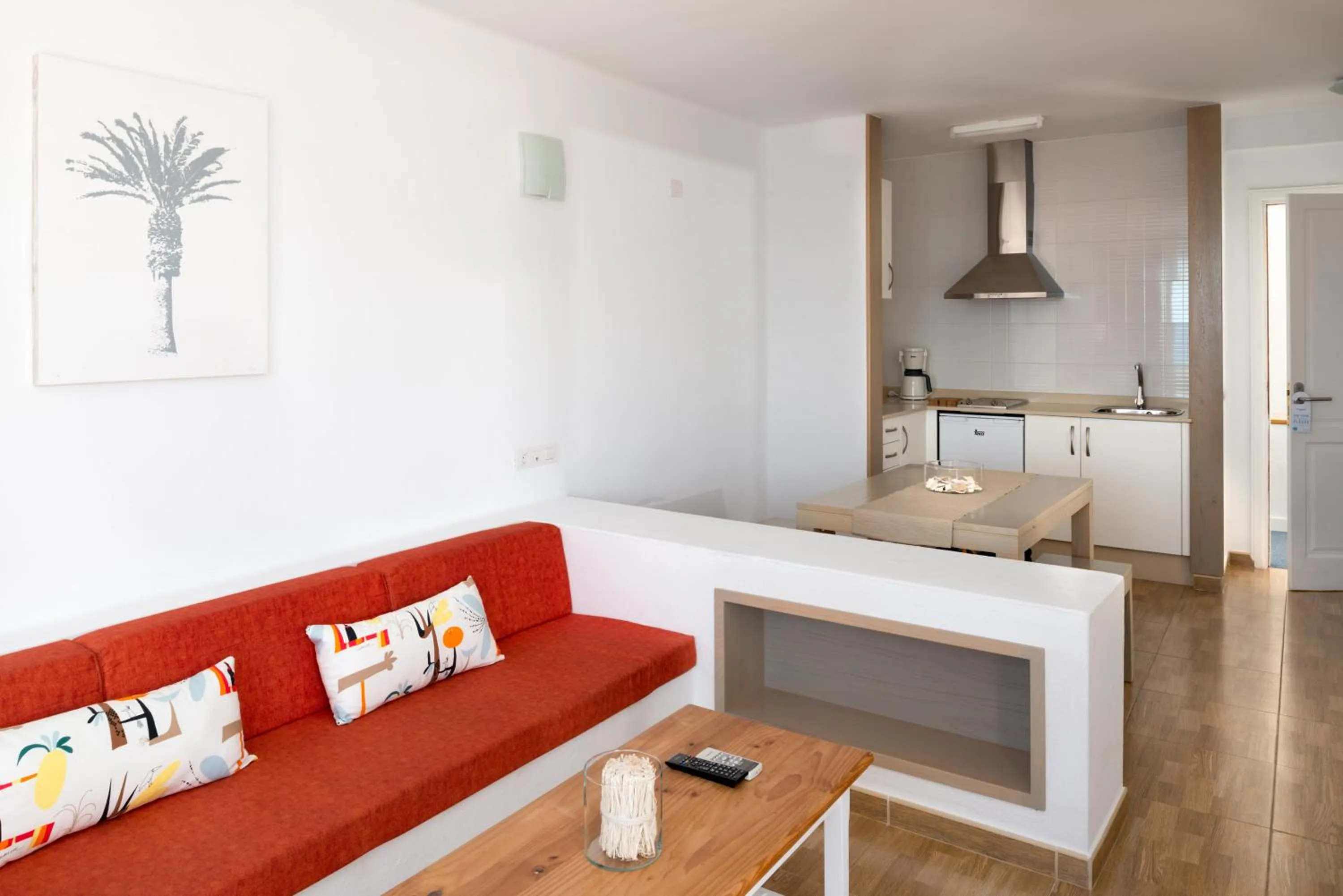 Living room in Neptuno Suites - Adults Only