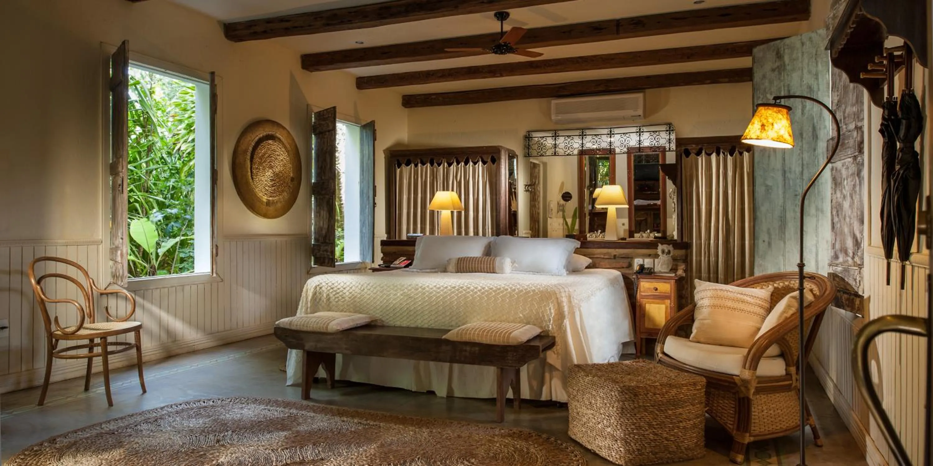 Photo of the whole room, Bed in Toca da Coruja