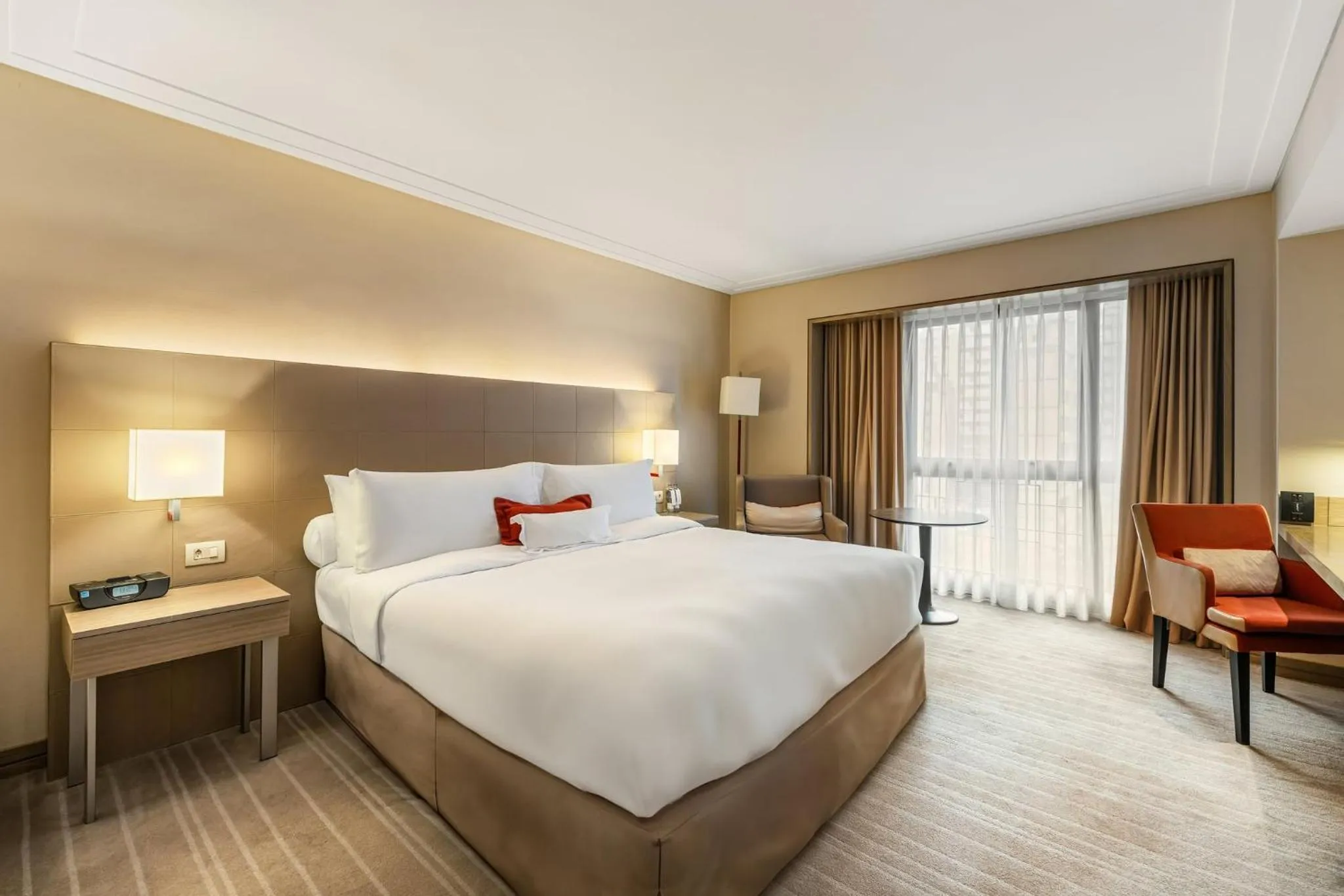 Photo of the whole room, Bed in InterContinental São Paulo by IHG