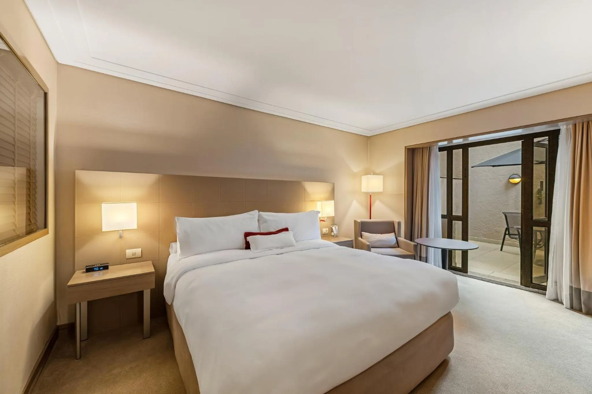 Photo of the whole room, Bed in InterContinental São Paulo by IHG