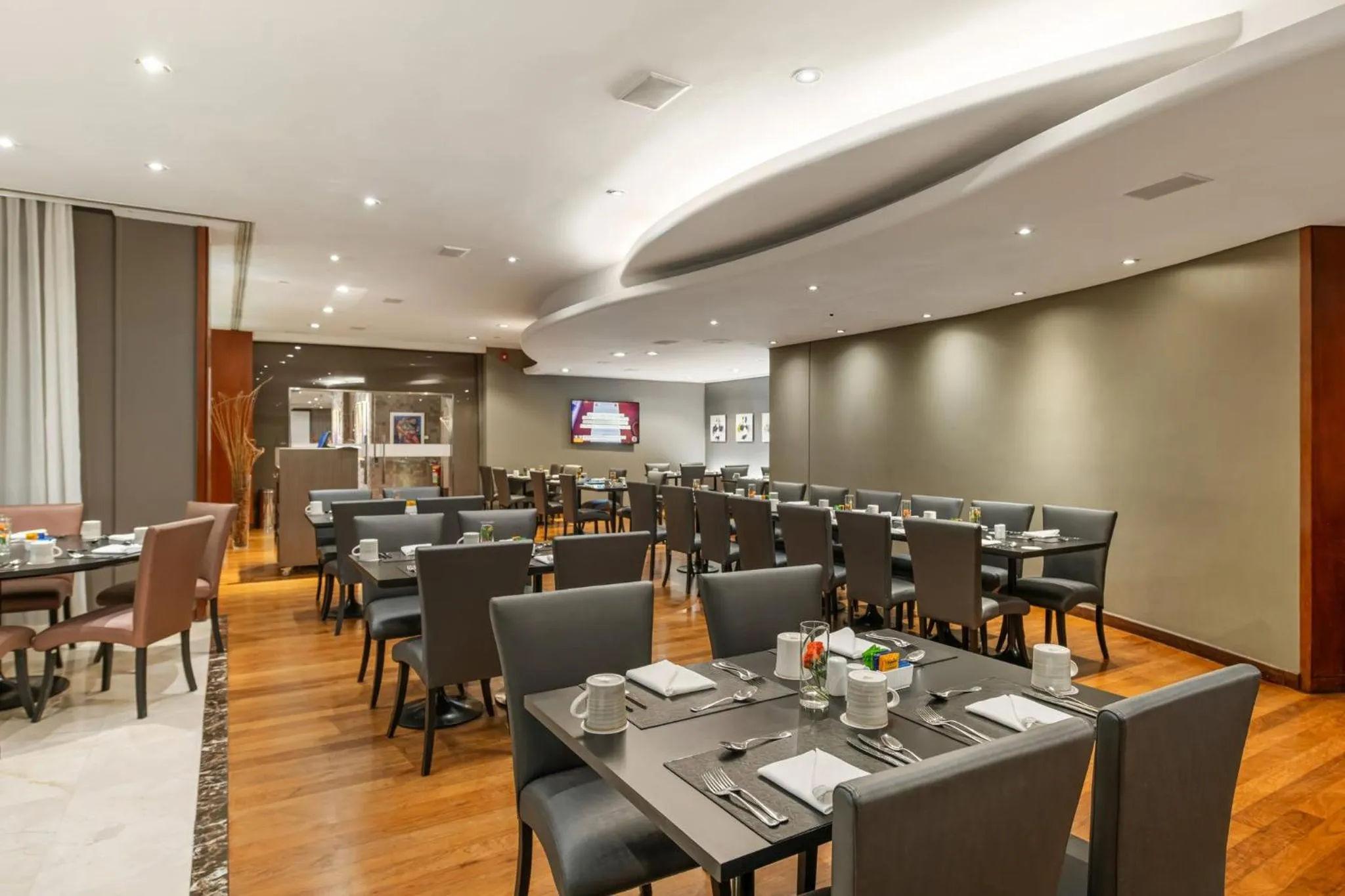 Restaurant/places to eat in InterContinental São Paulo by IHG