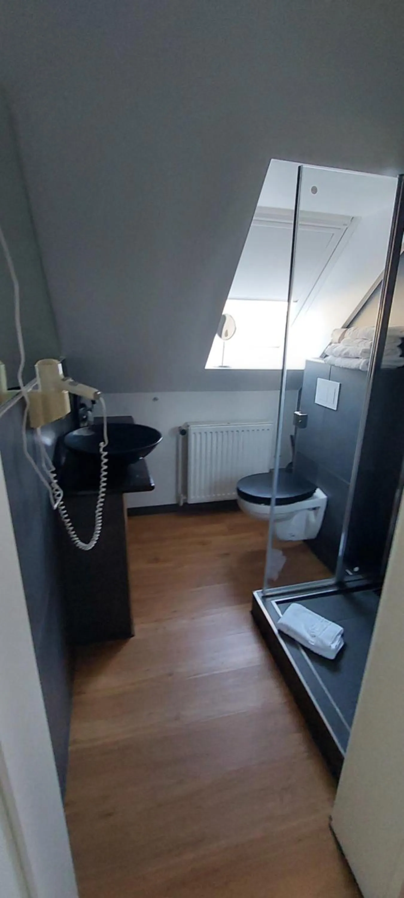 Toilet in Hotel Wurster Kroog