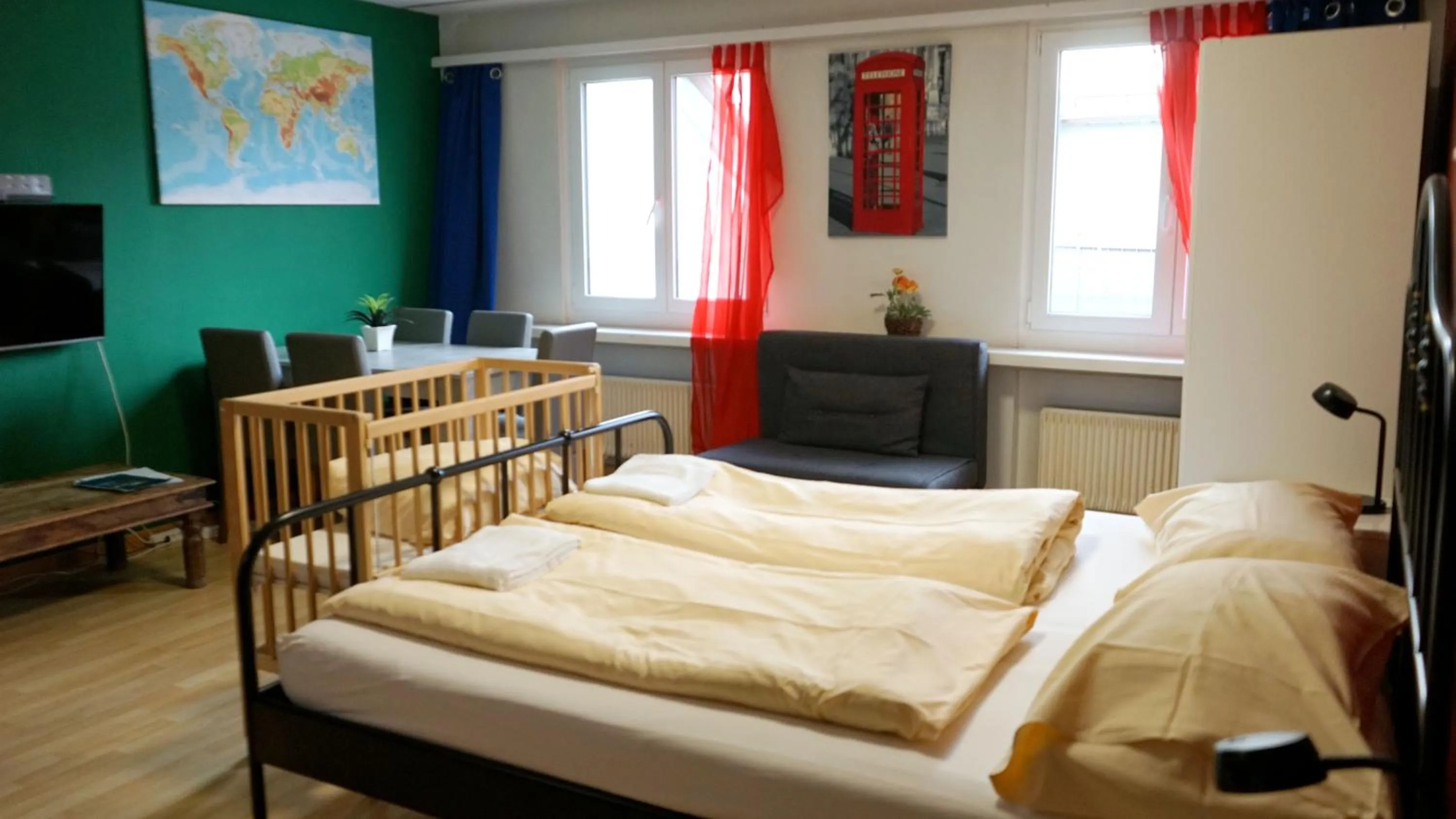 Bed in Hotel & Backpackers Zak Schaffhausen