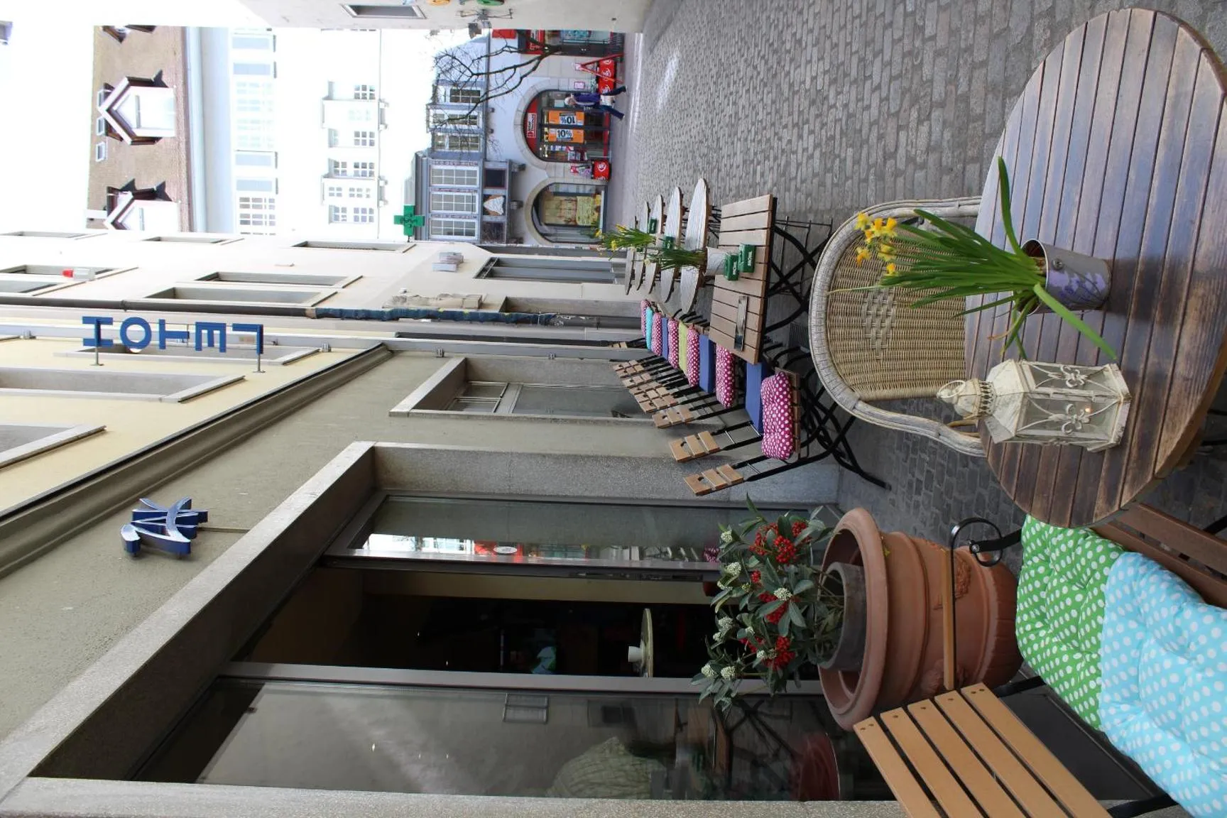 Restaurant/places to eat in Hotel & Backpackers Zak Schaffhausen