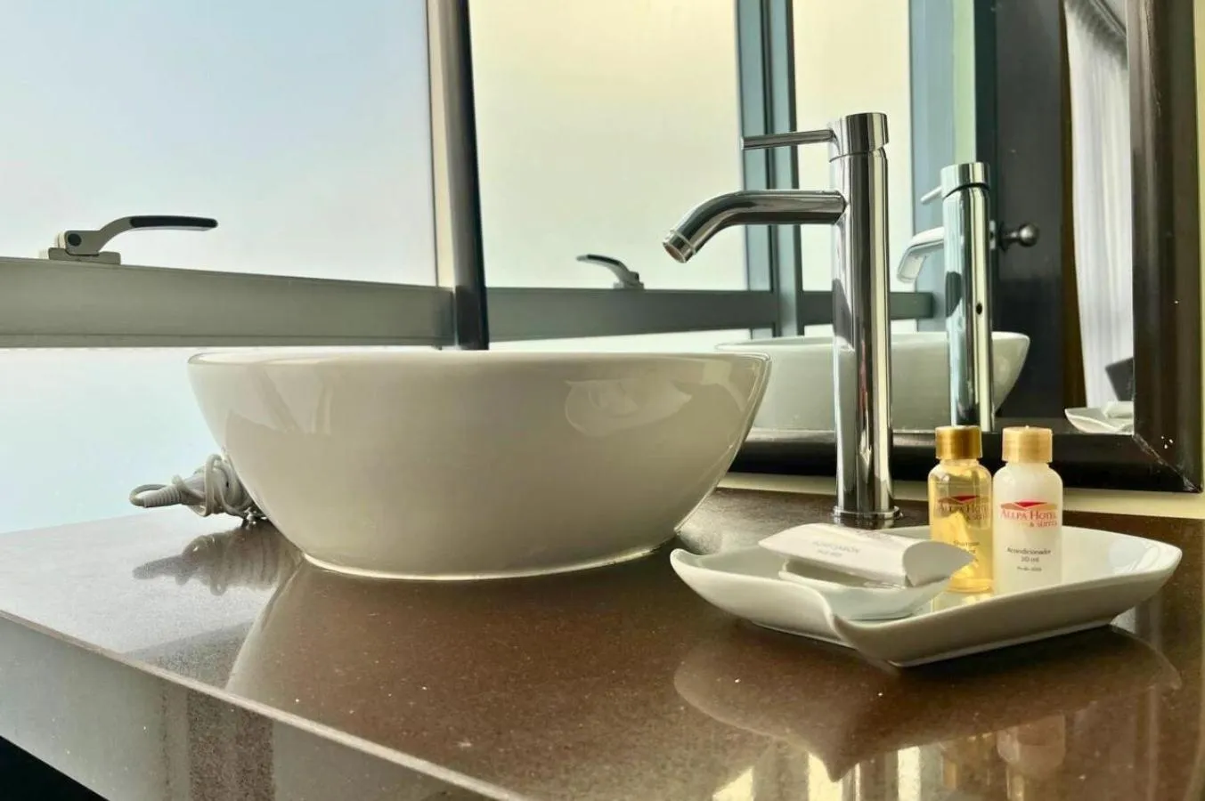 Allpa Hotel & Suites