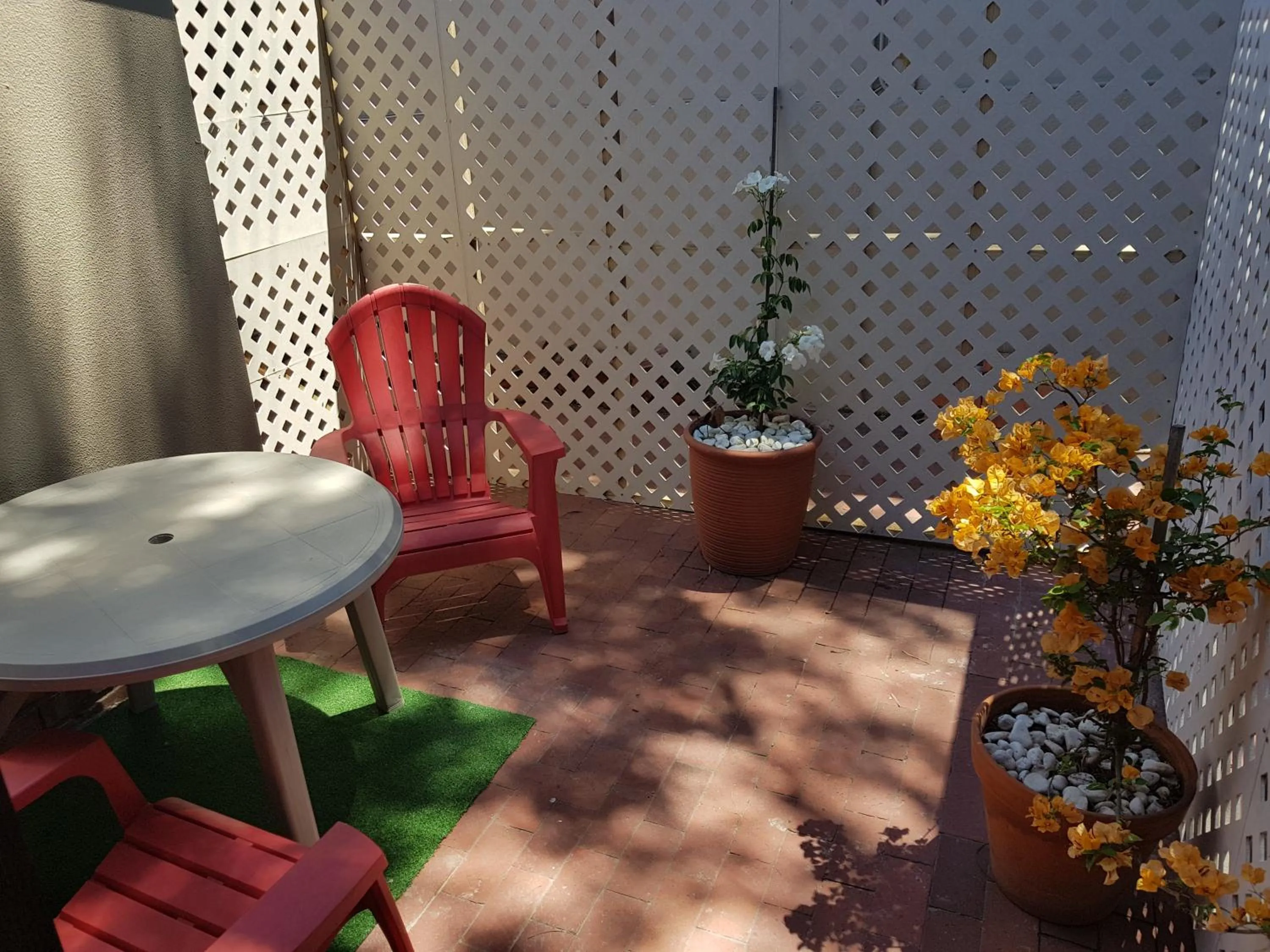 Area and facilities in The Fairway