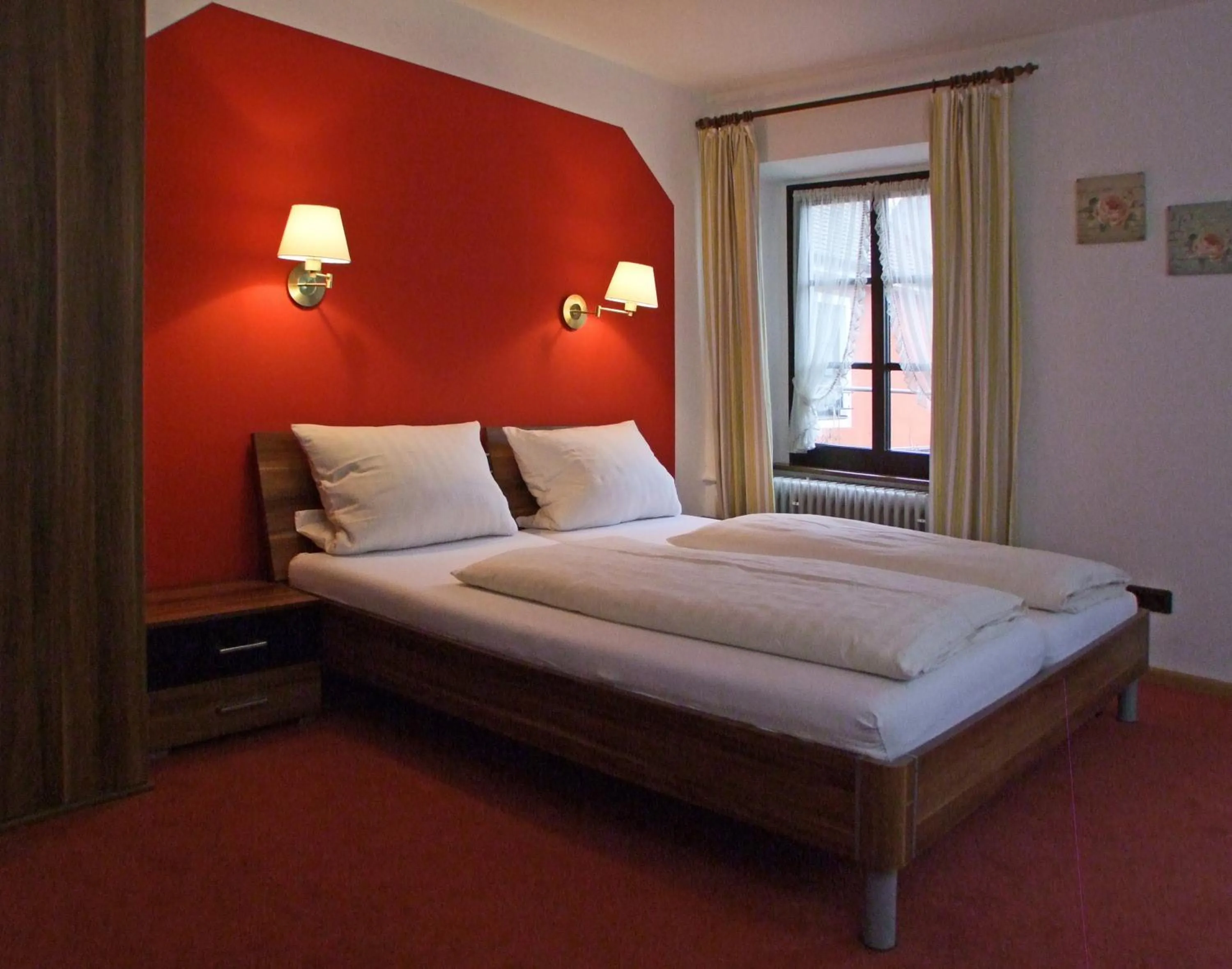 Photo of the whole room, Bed in Hotel Beller