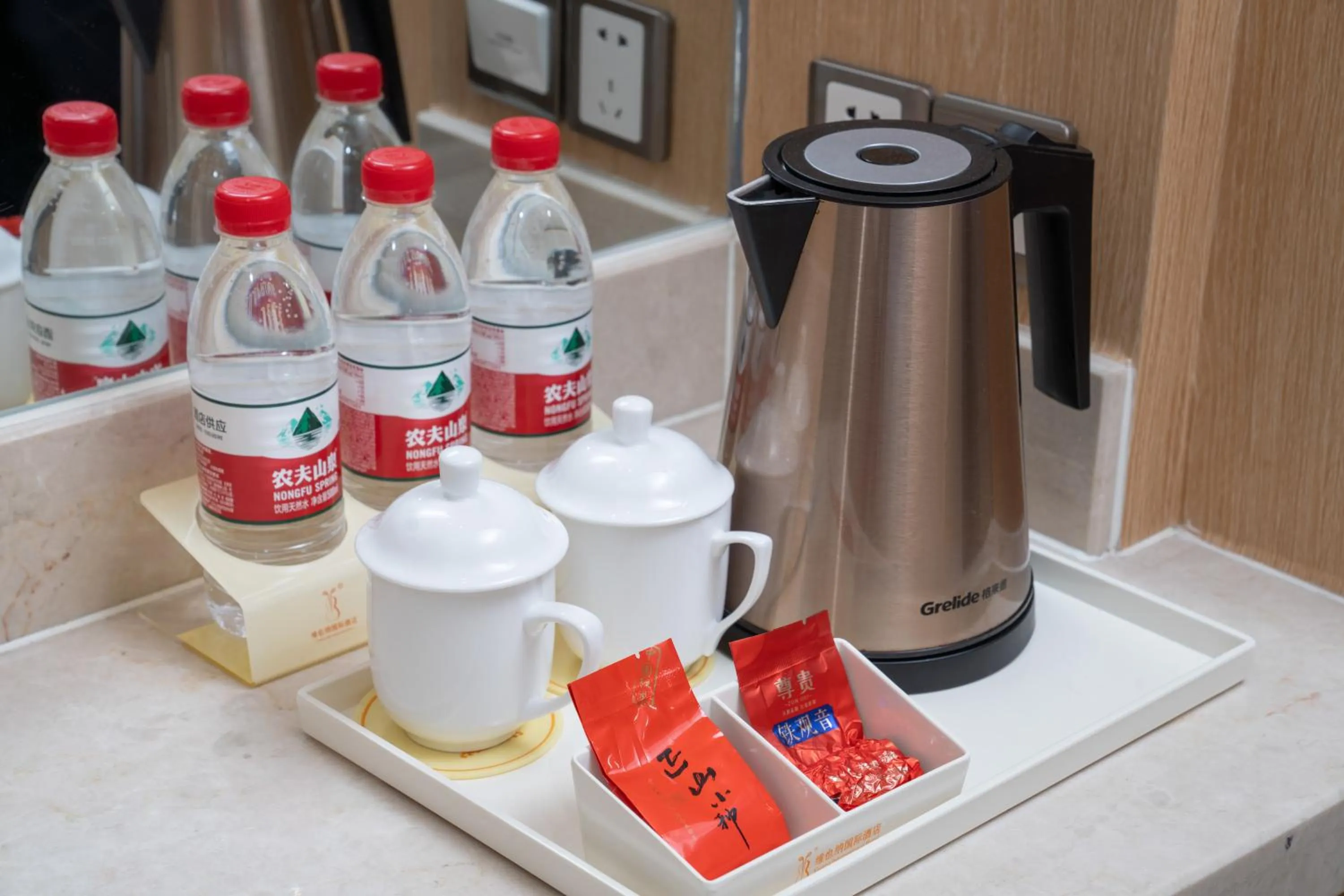 维也纳国际酒店上海浦东机场东方枢纽店-提供浦东机场迪士尼免费穿梭巴士