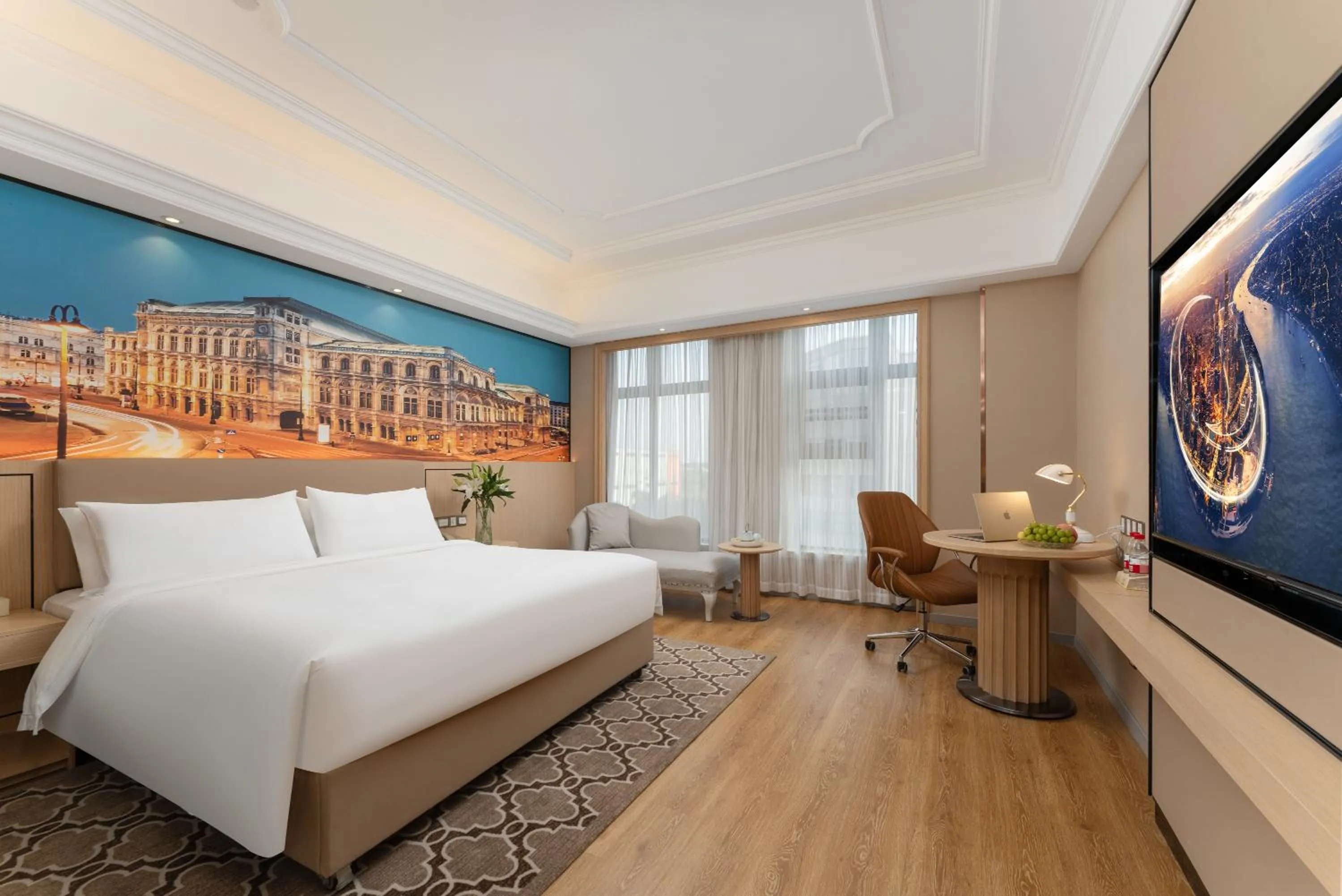 Bed in 维也纳国际酒店上海浦东机场东方枢纽店-提供浦东机场迪士尼免费穿梭巴士