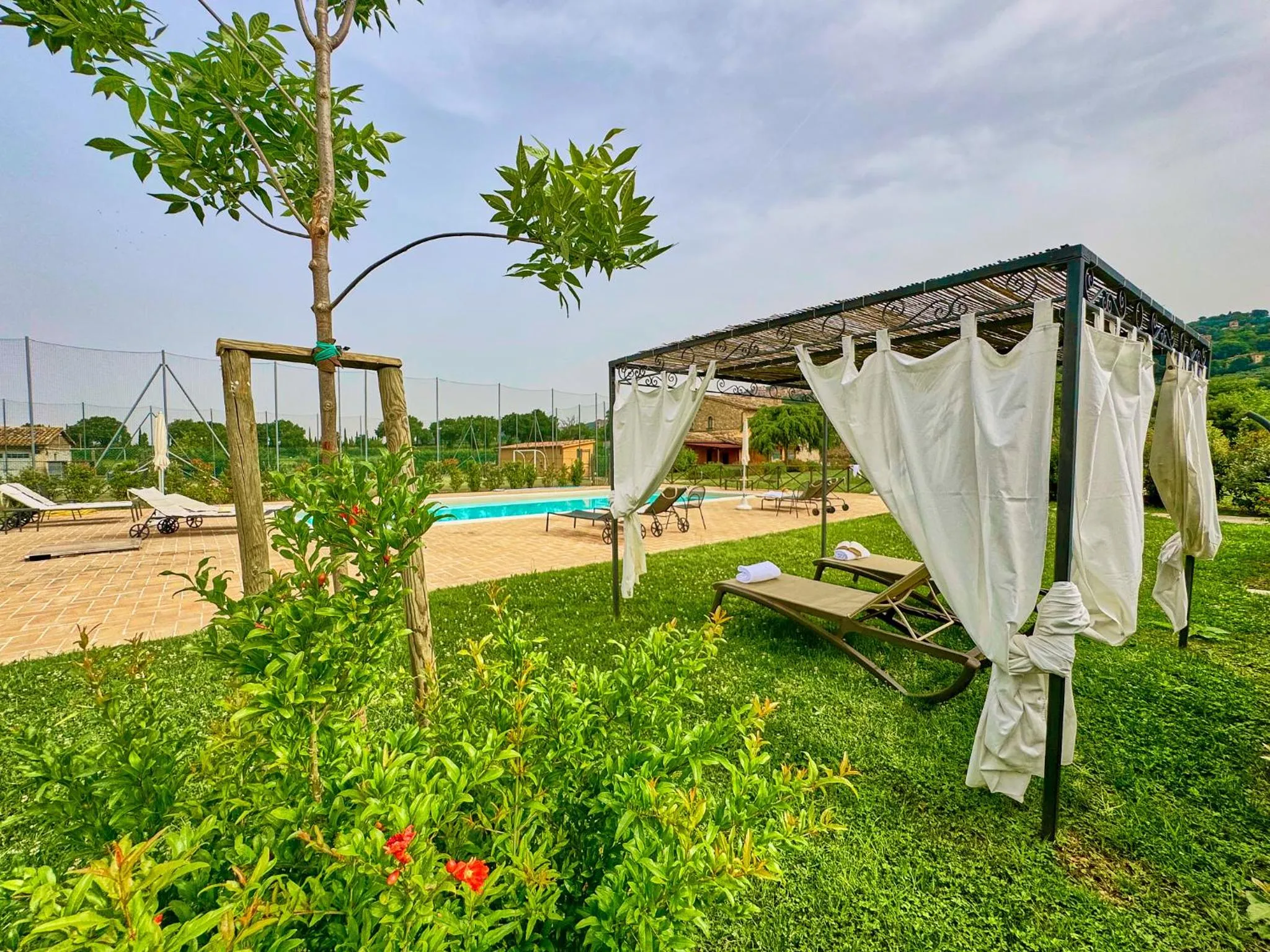 Swimming pool in Giotto Country House & Spa